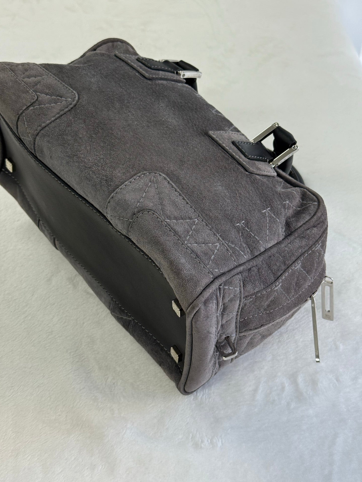LOEWE Amazona handbag 28 Pre-loved