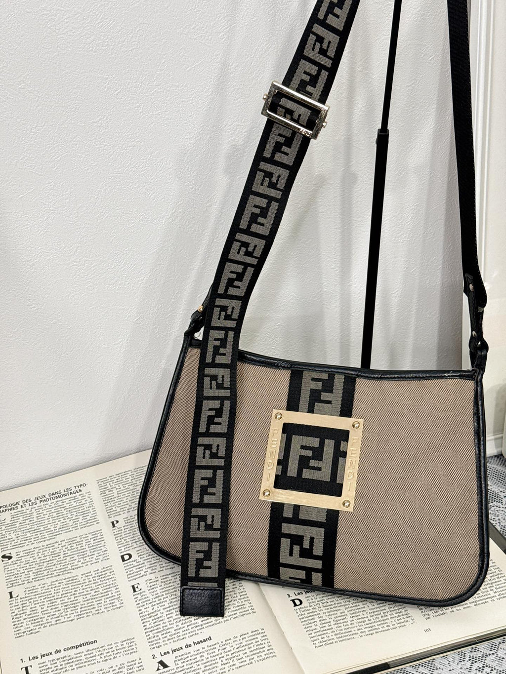 FENDI Shoulder bag Cross bag 2Ways Pre-loved