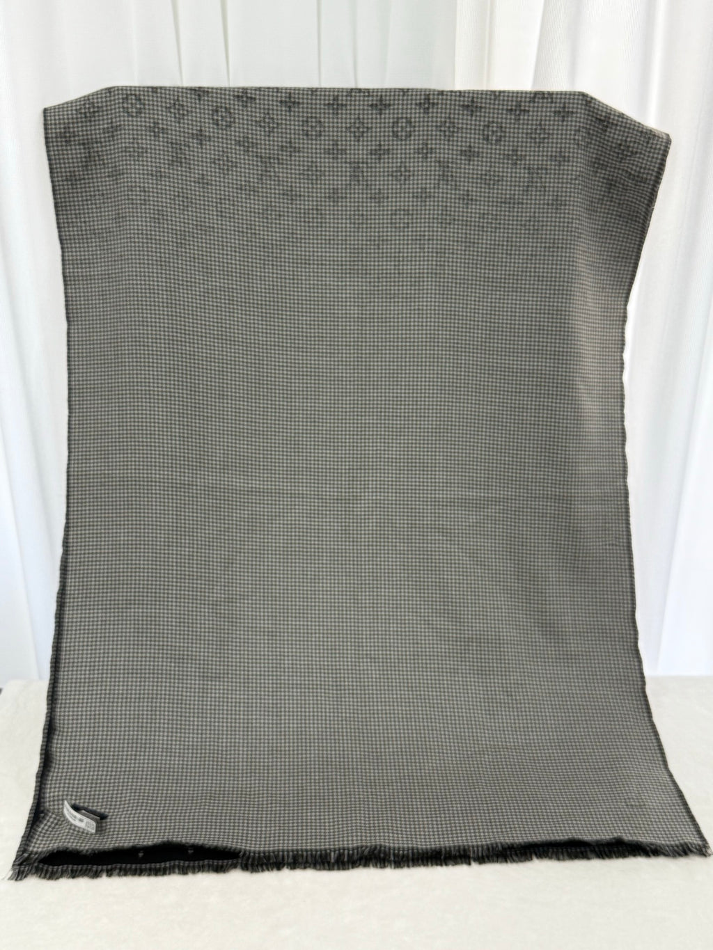 LOUIS VUITTON Monogram Scarf