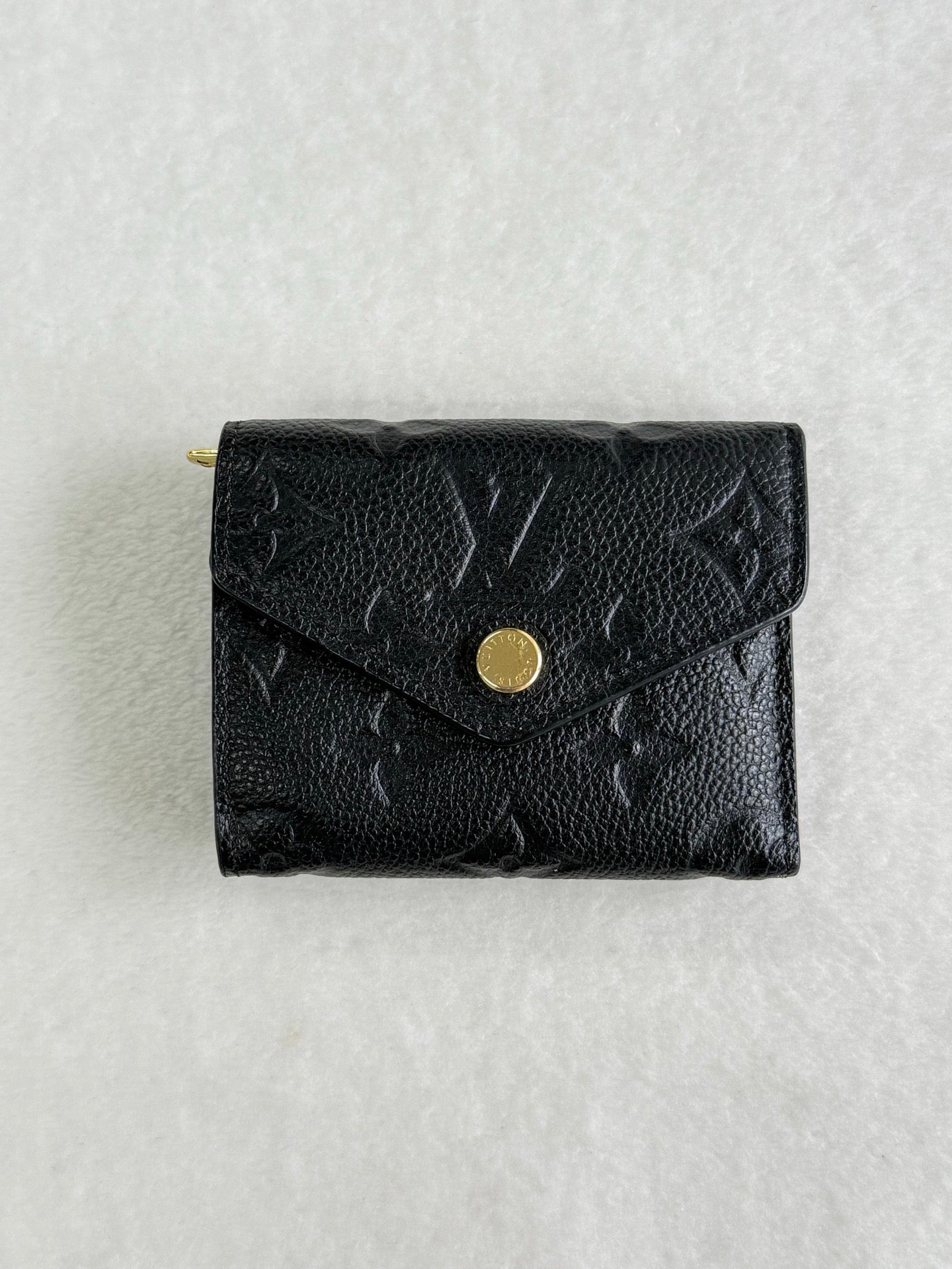 LOUIS VUITTON Zoe Trifold Wallet