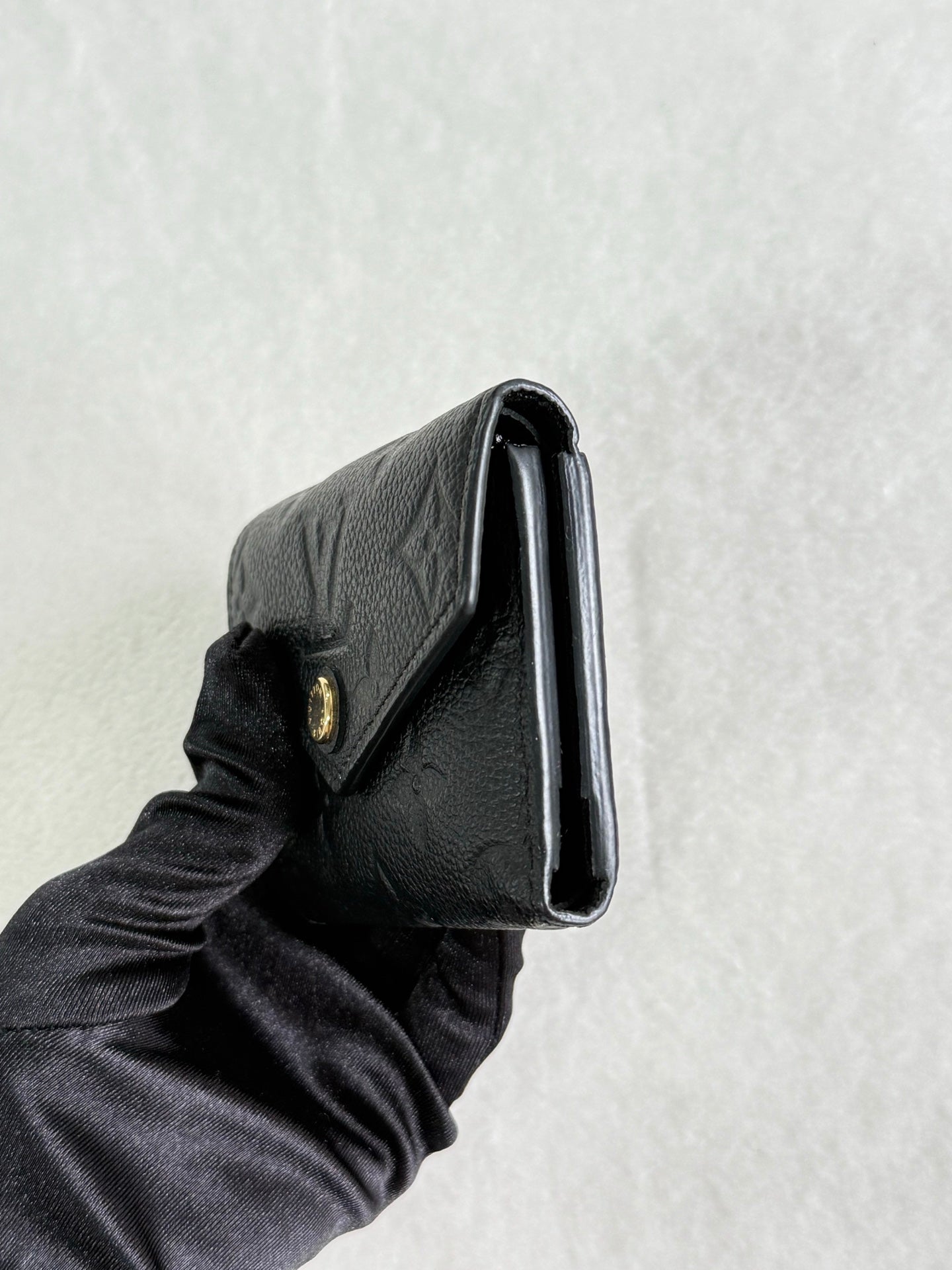 LOUIS VUITTON Zoe Trifold Wallet