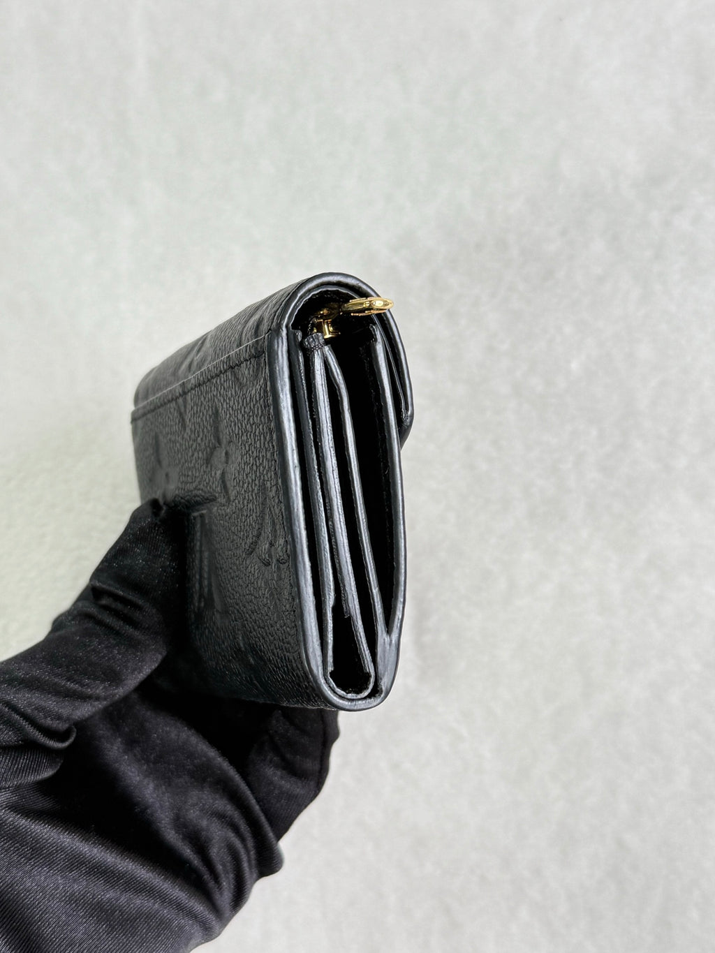 LOUIS VUITTON Zoe Trifold Wallet