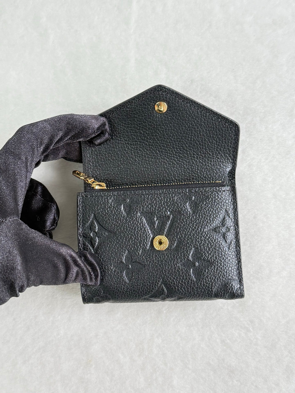 LOUIS VUITTON Zoe Trifold Wallet