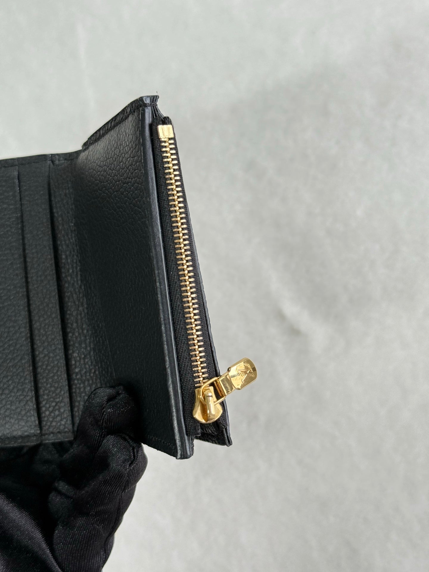 LOUIS VUITTON Zoe Trifold Wallet