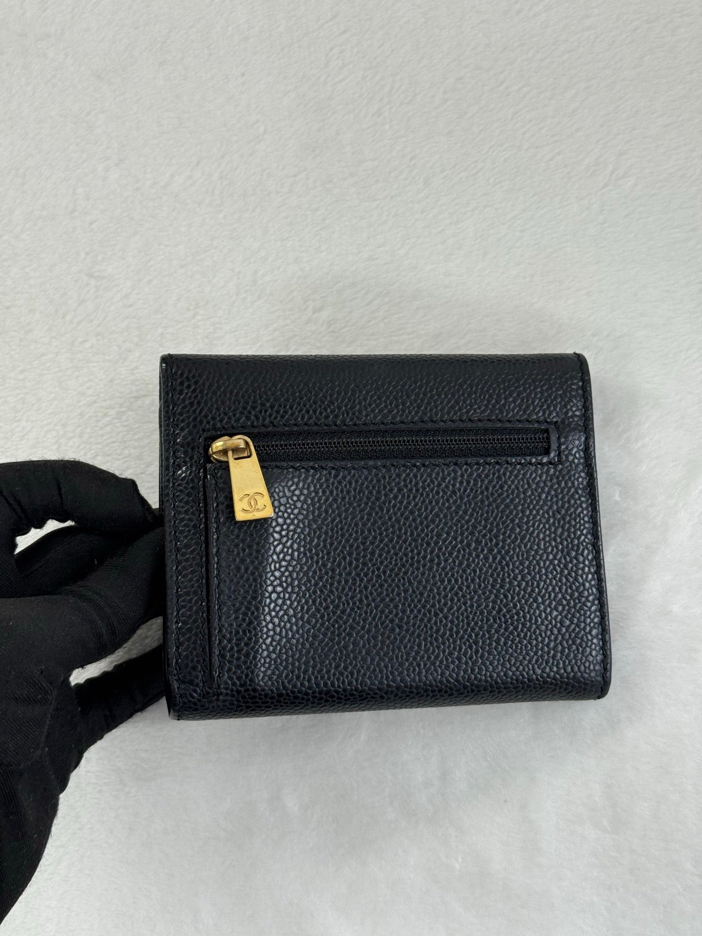 CHANEL Cavier Wallet