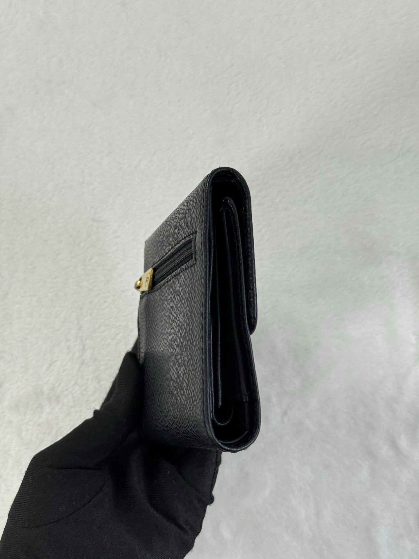 CHANEL Cavier Wallet