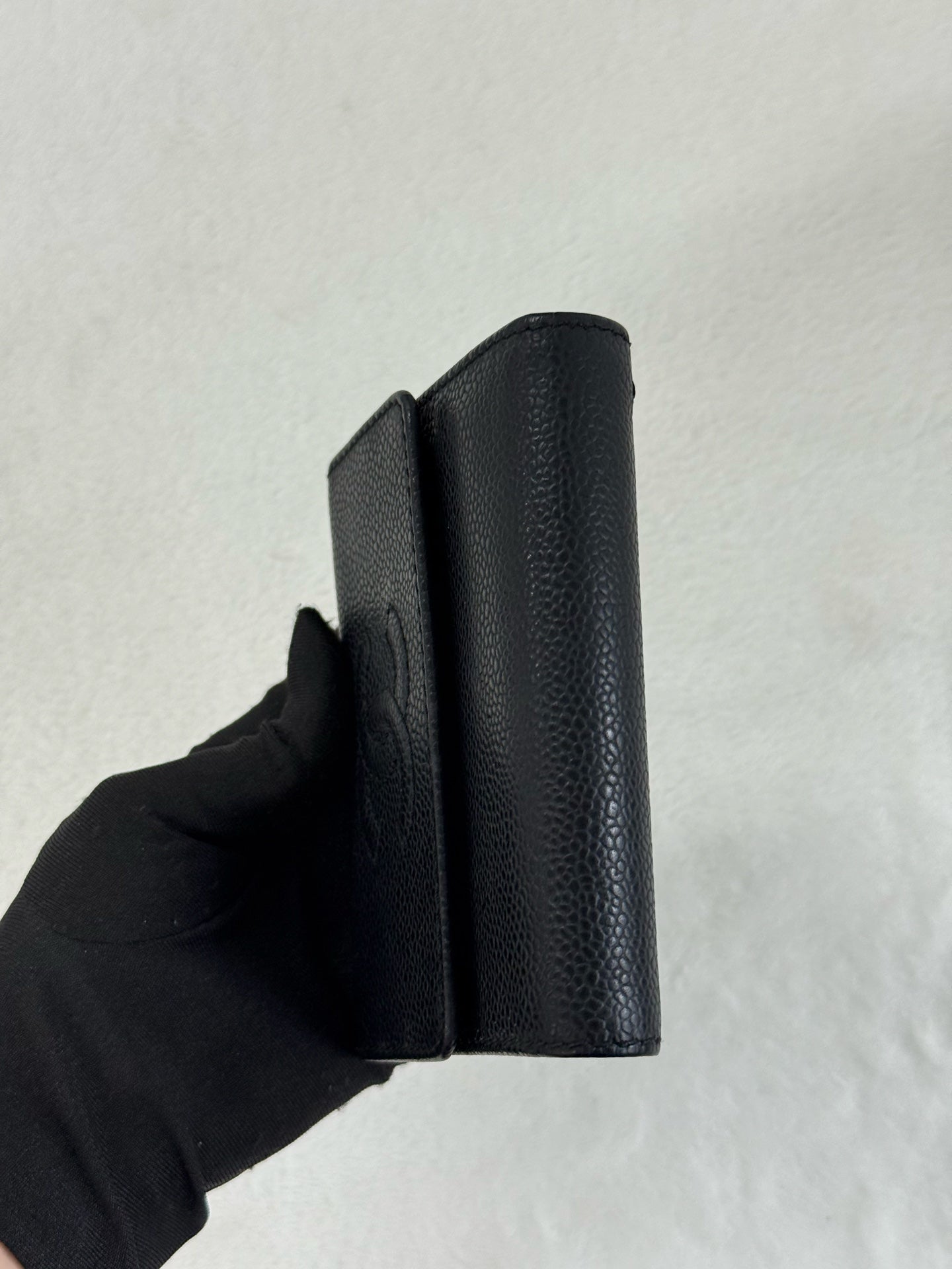 CHANEL Cavier Wallet