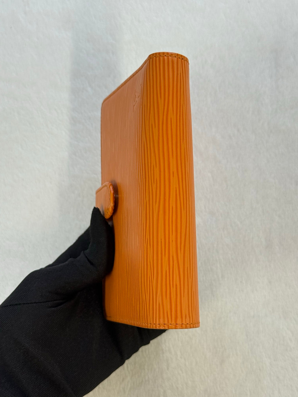 LOUIS VUITTON Epi Wallet