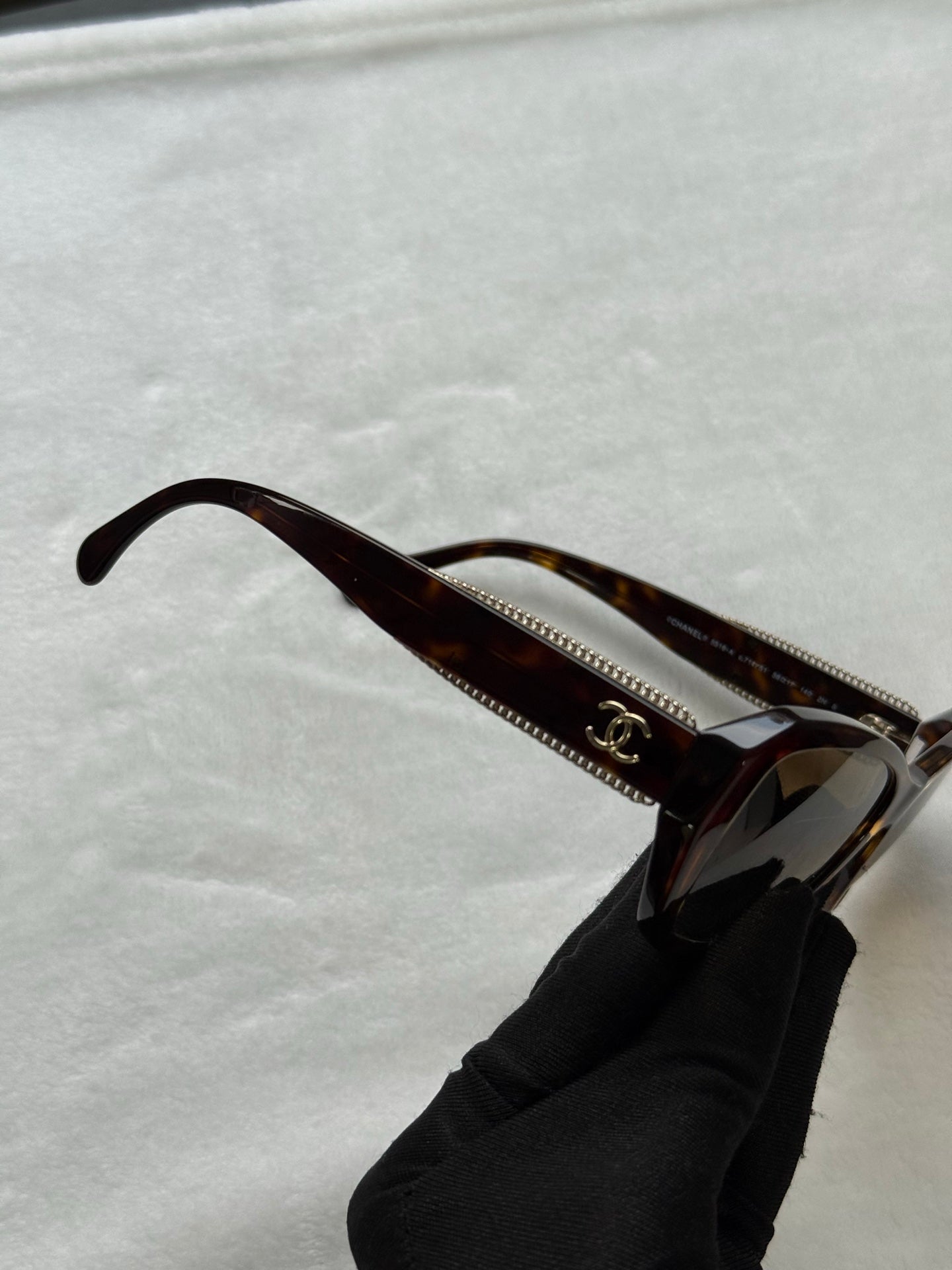 CHANEL Sunglasses
