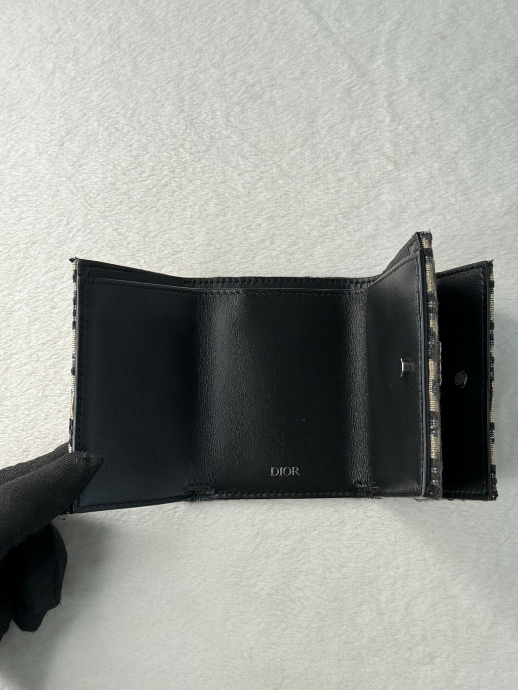 CHRISTIAN DIOR D Oblique Trifold Wallet