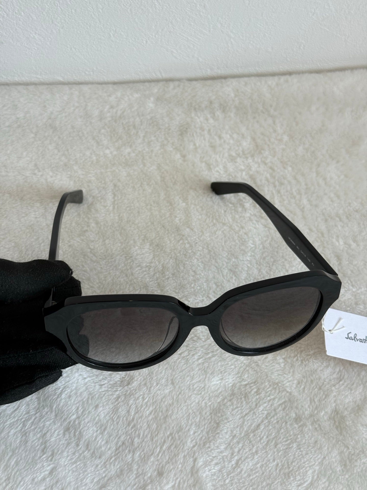 FERRAGAMO Sunglasses
