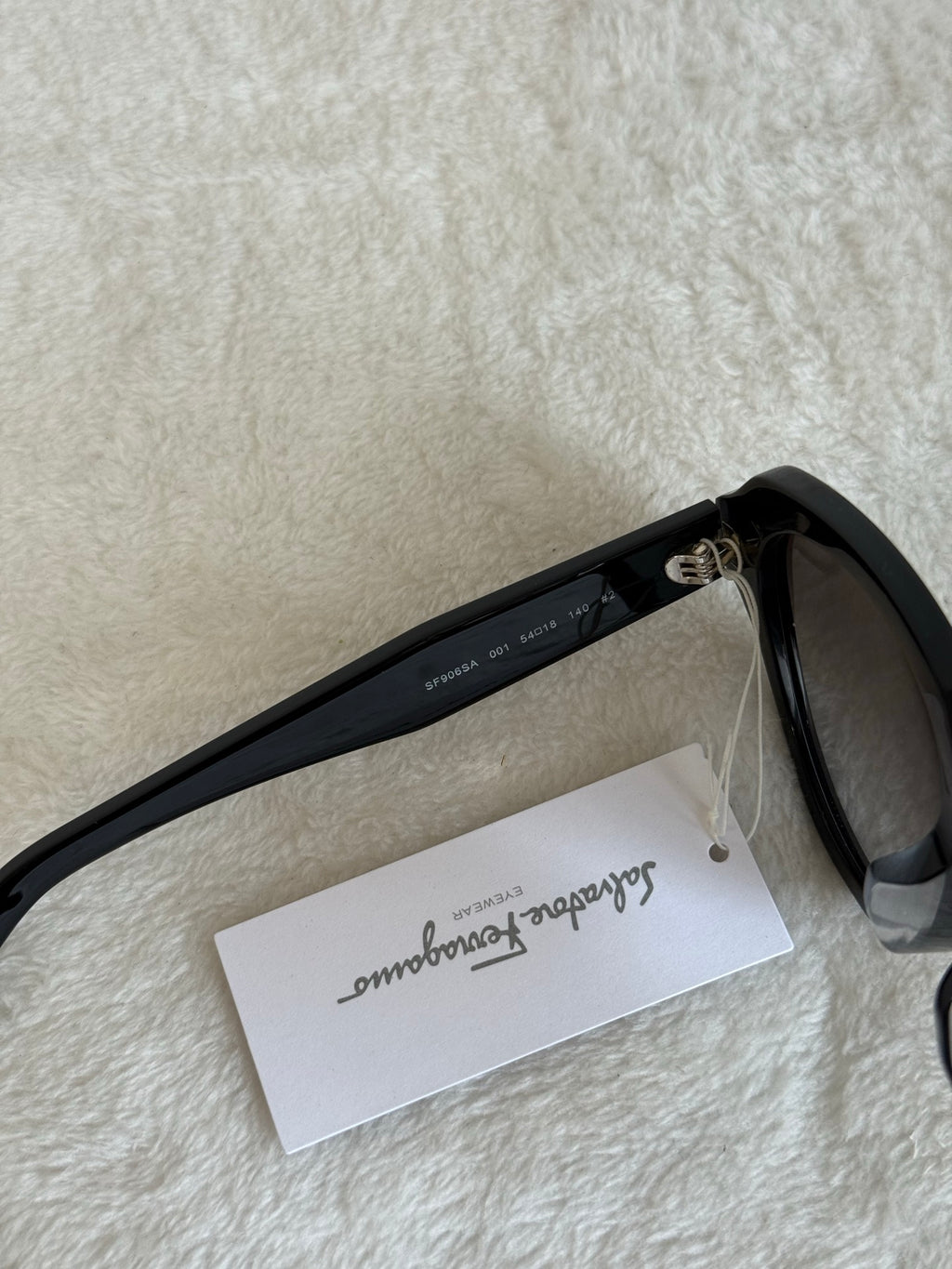 FERRAGAMO Sunglasses