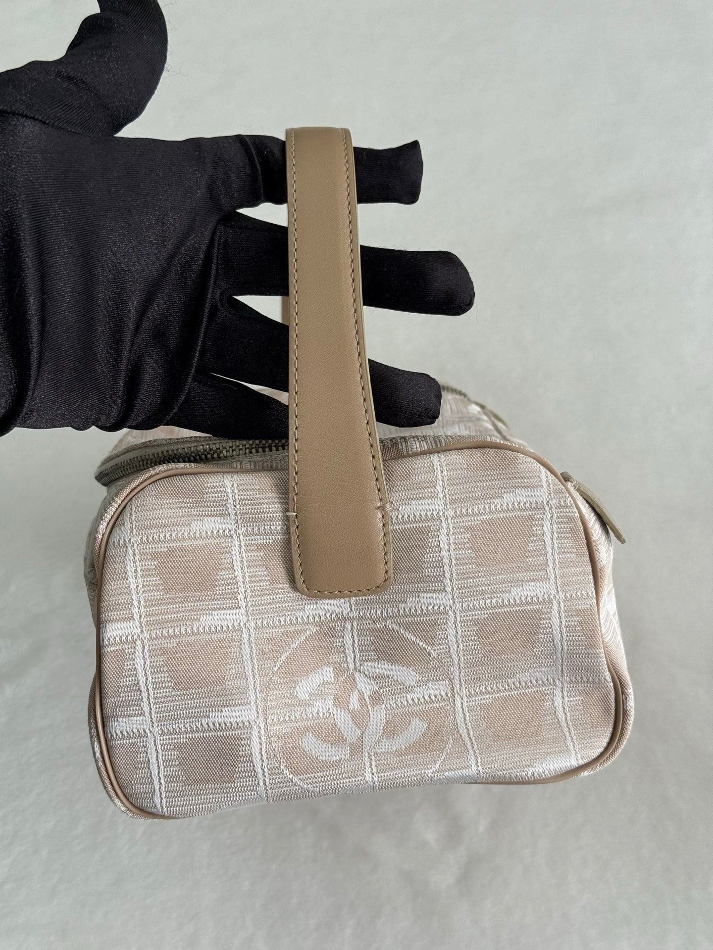 CHANEL Travel Line Sythetique Beige