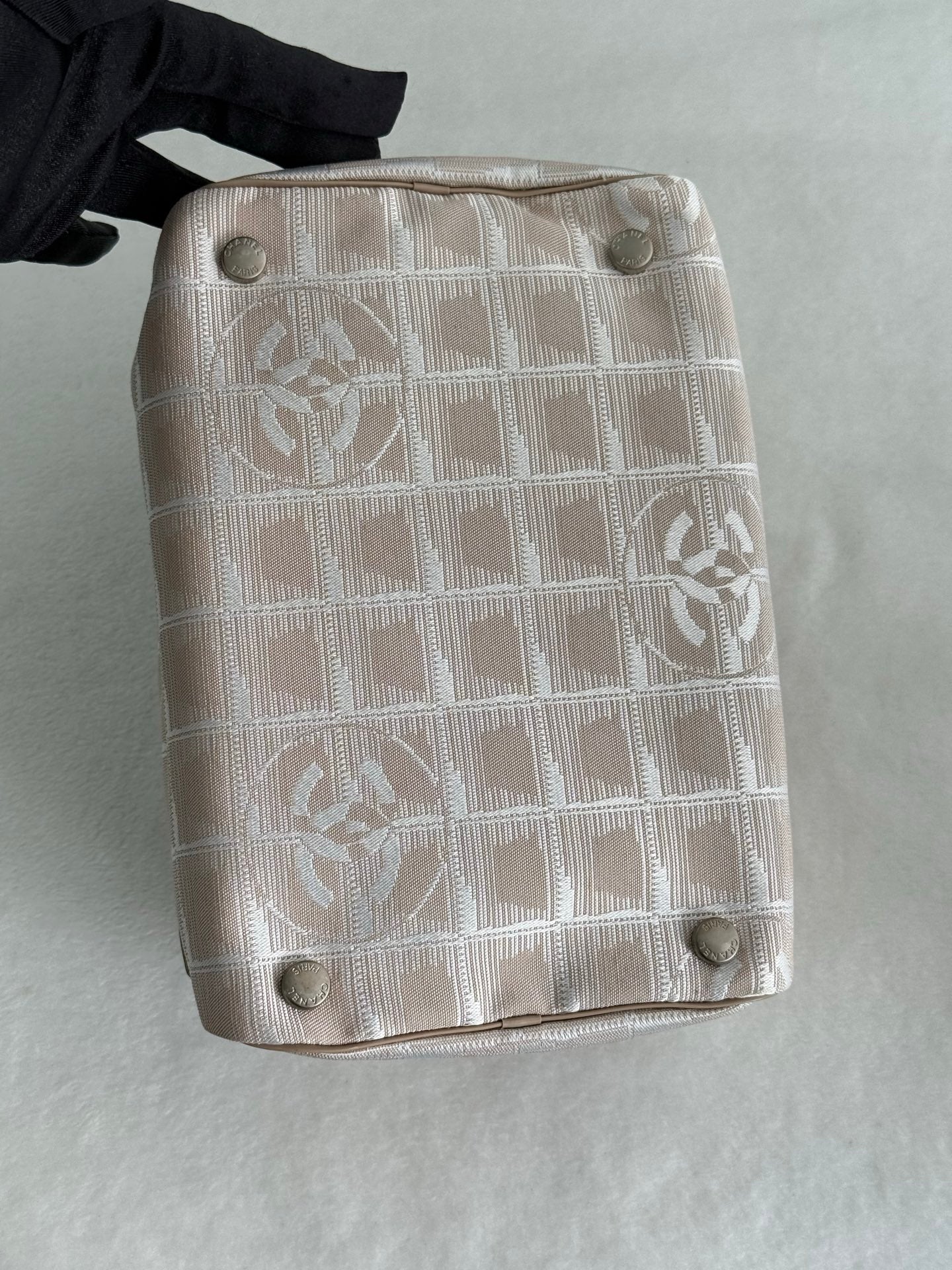 CHANEL Travel Line Sythetique Beige