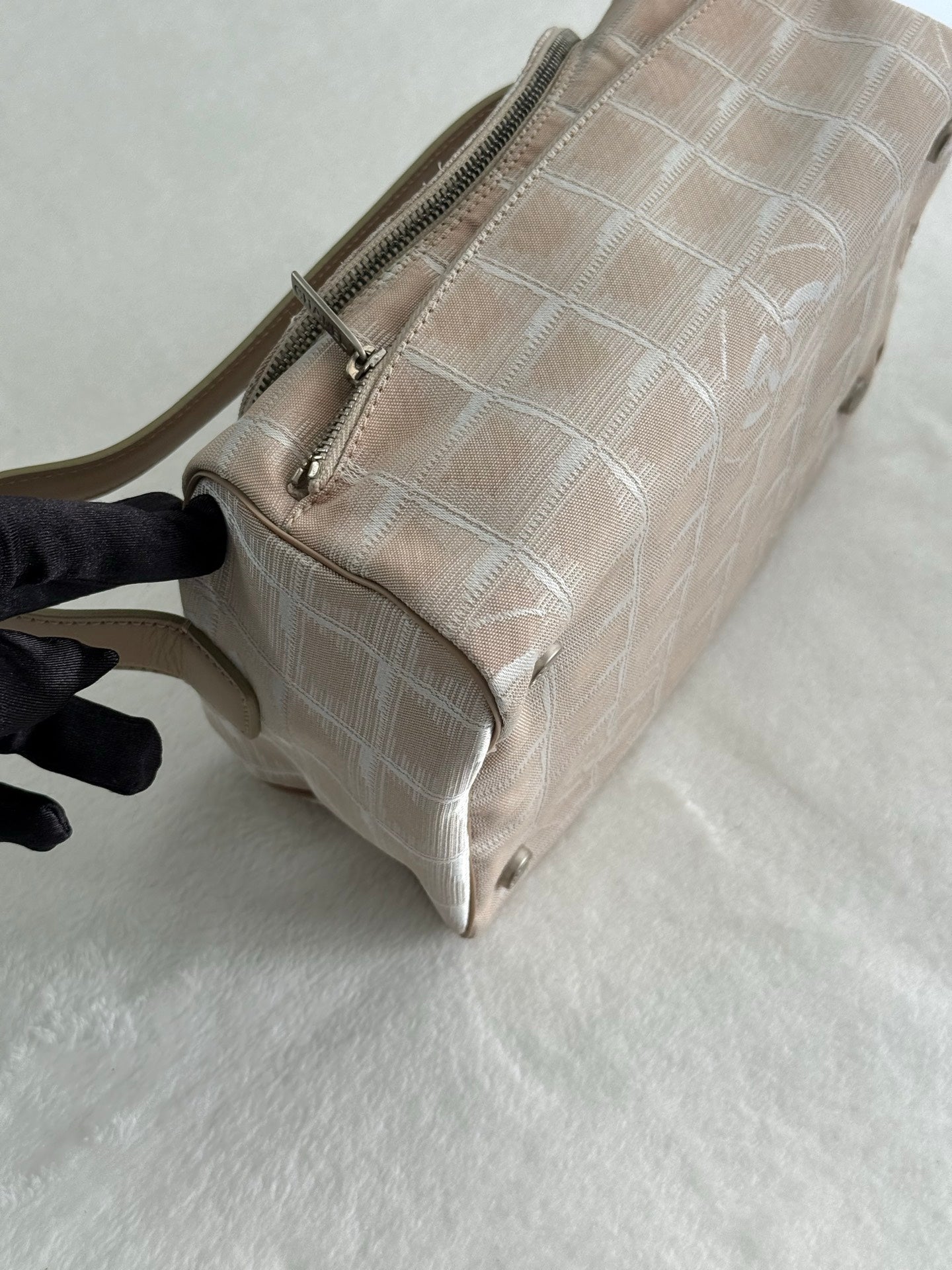 CHANEL Travel Line Sythetique Beige