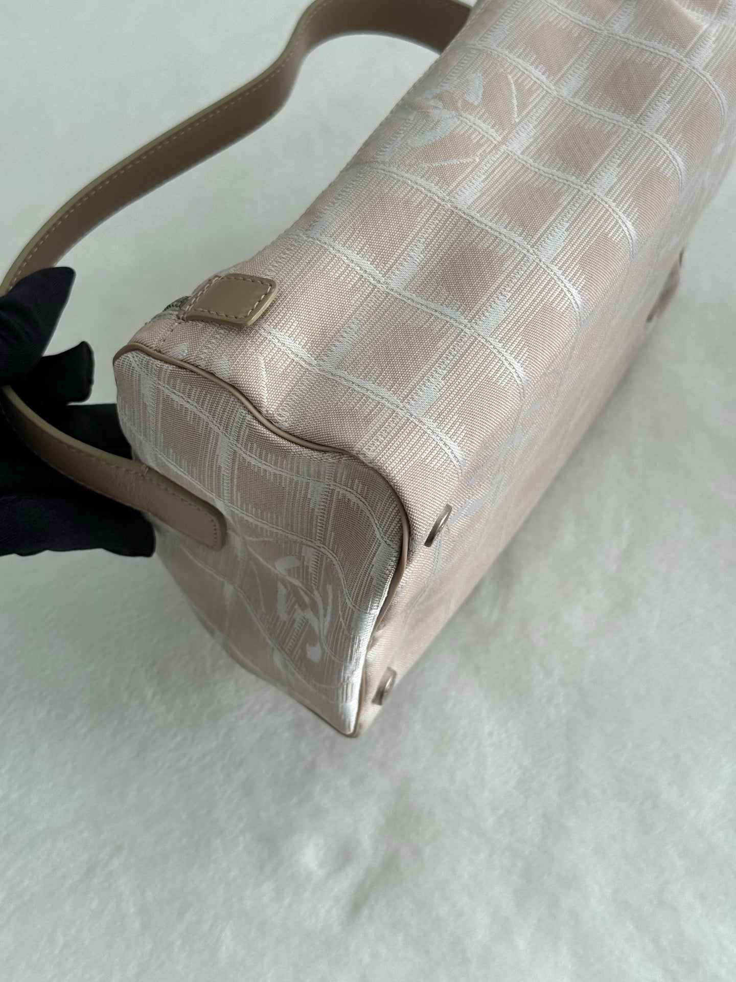 CHANEL Travel Line Sythetique Beige