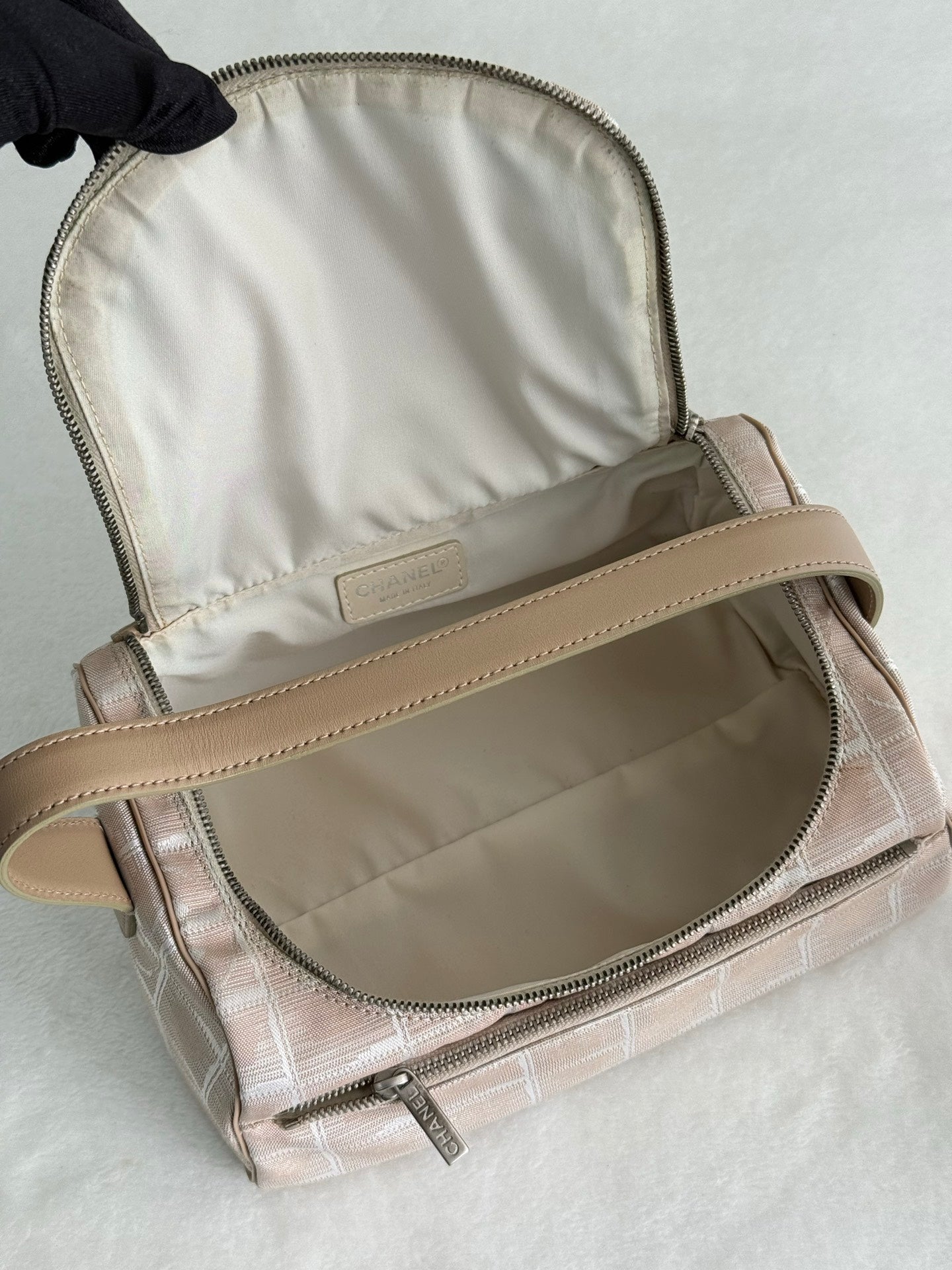 CHANEL Travel Line Sythetique Beige