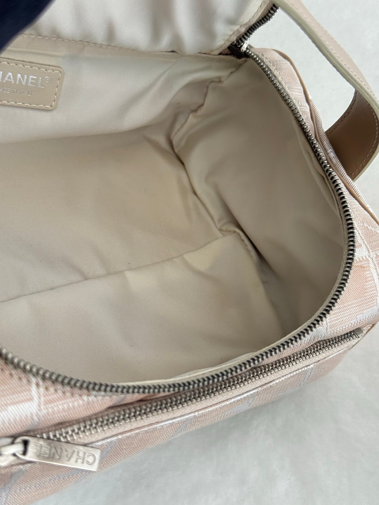 CHANEL Travel Line Sythetique Beige