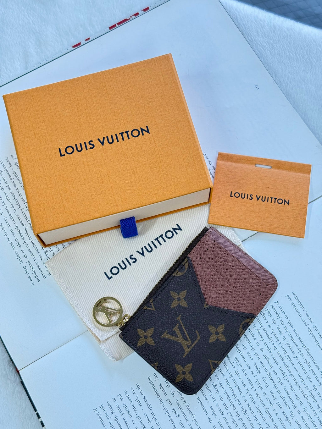 LOUIS VUITTON Monogram Card Case