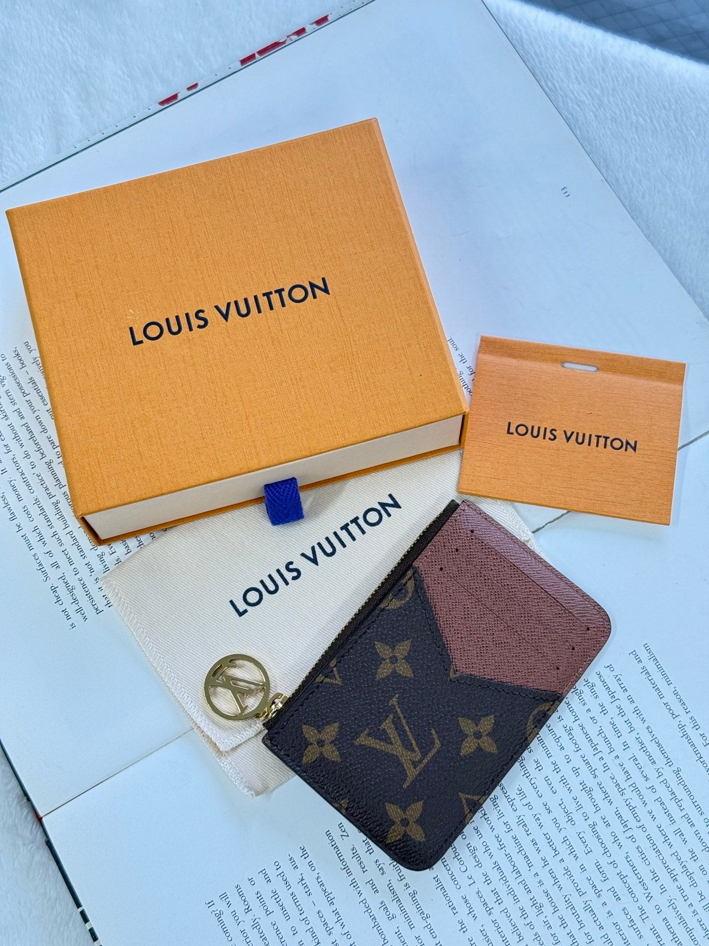LOUIS VUITTON Monogram Card Case