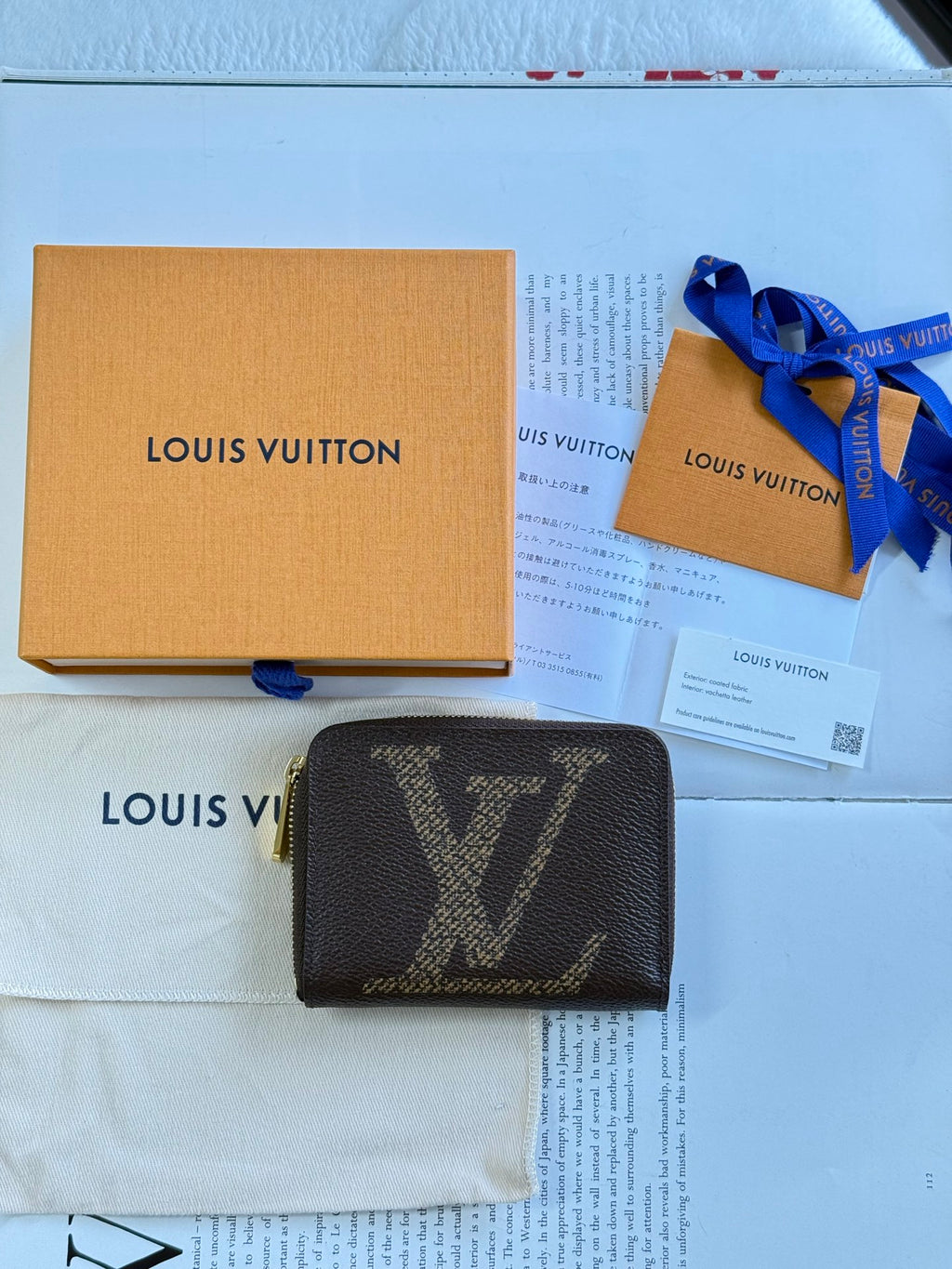LOUIS VUITTON ZIPPY Coin Purse