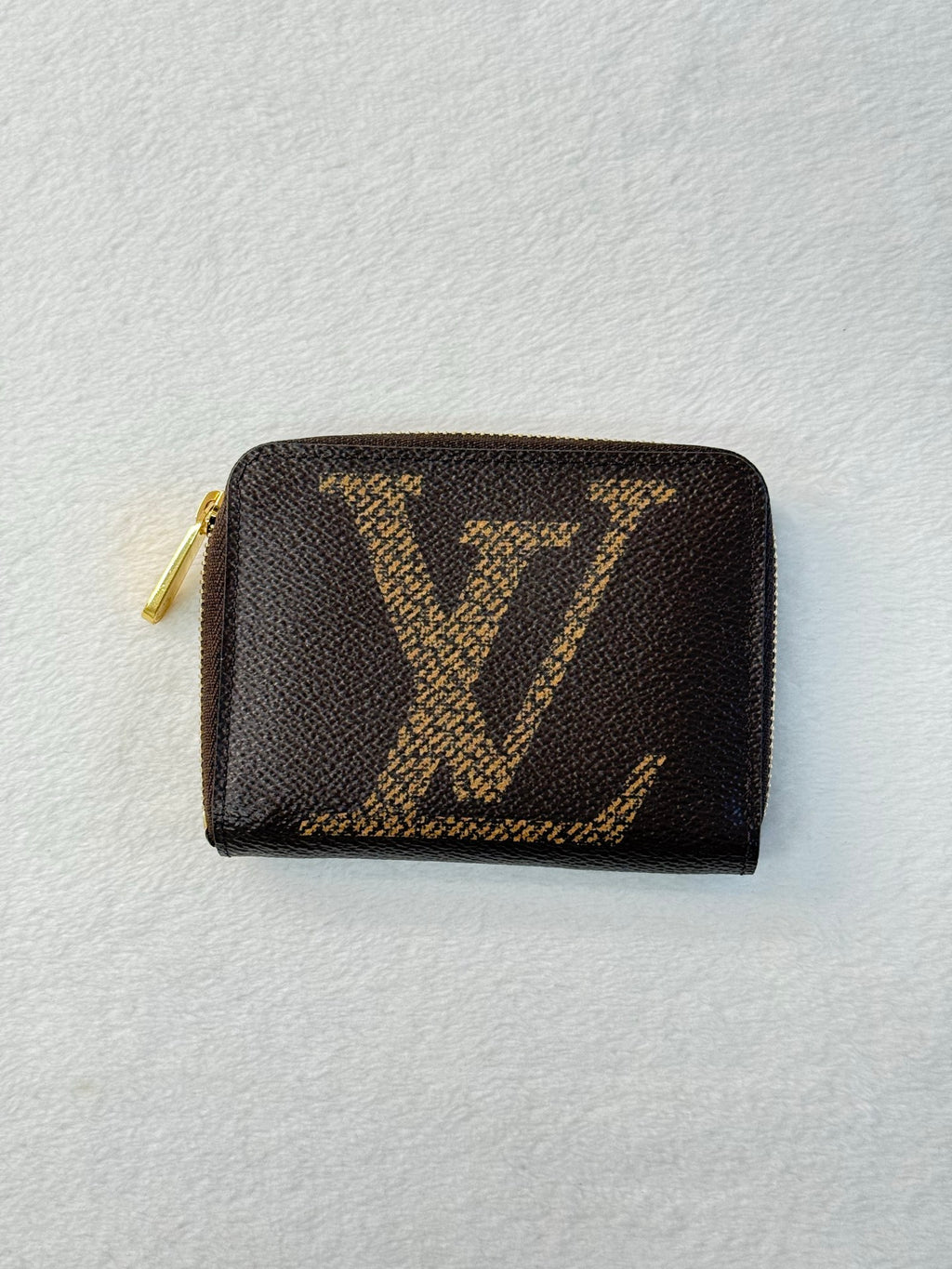 LOUIS VUITTON ZIPPY Coin Purse