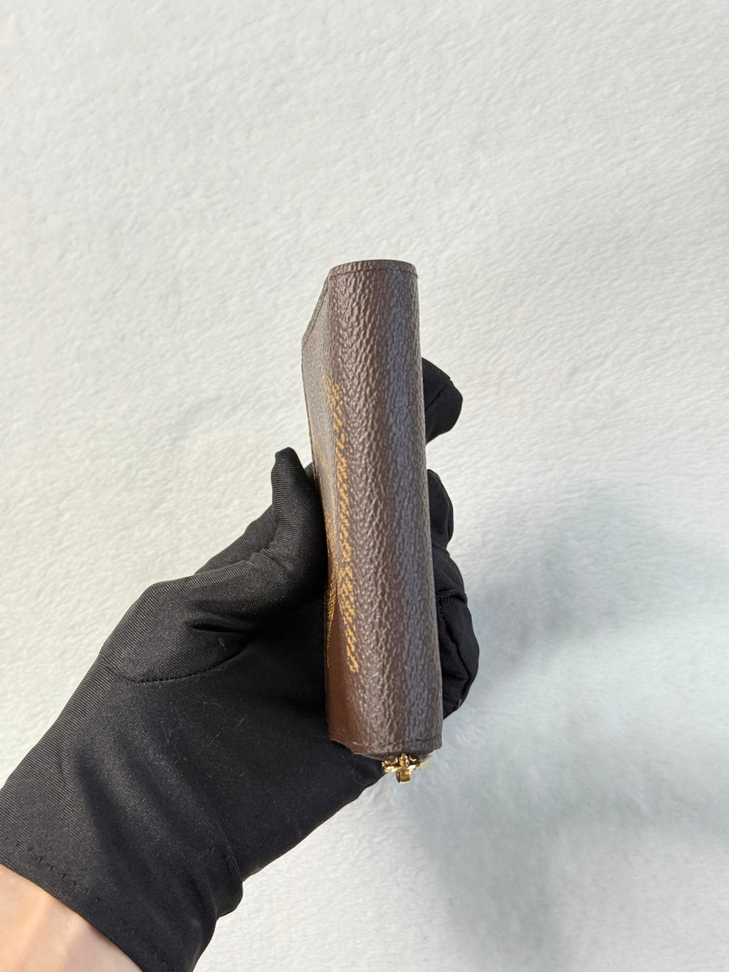 LOUIS VUITTON ZIPPY Coin Purse