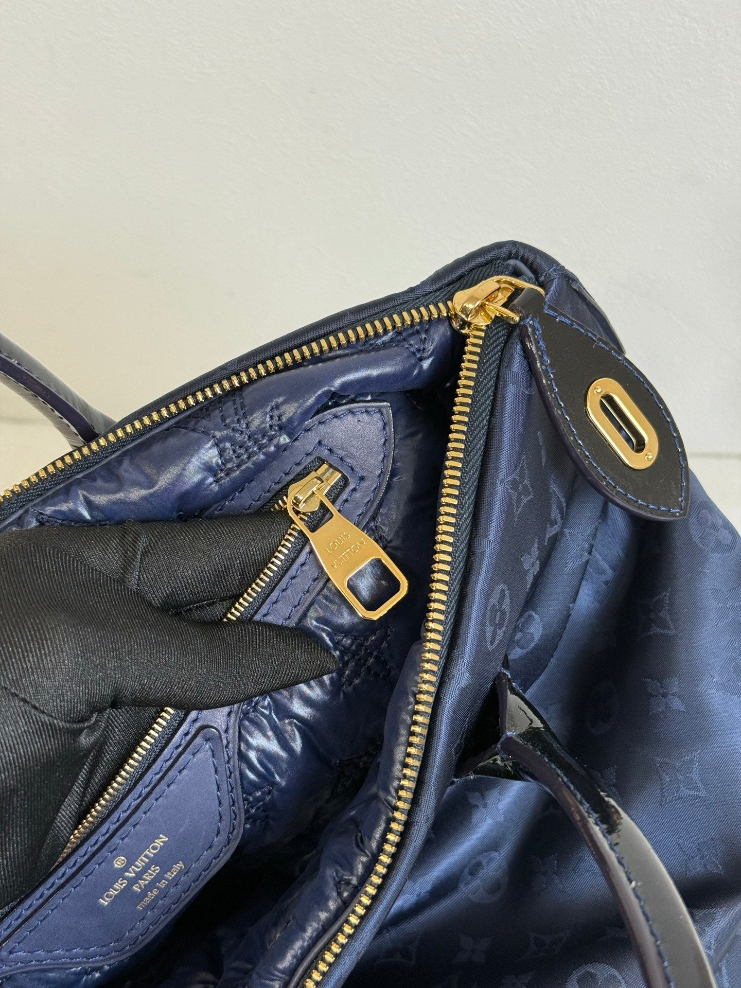 LOUIS VUITTON Blue Monogram Desire Vertical Lock it MM