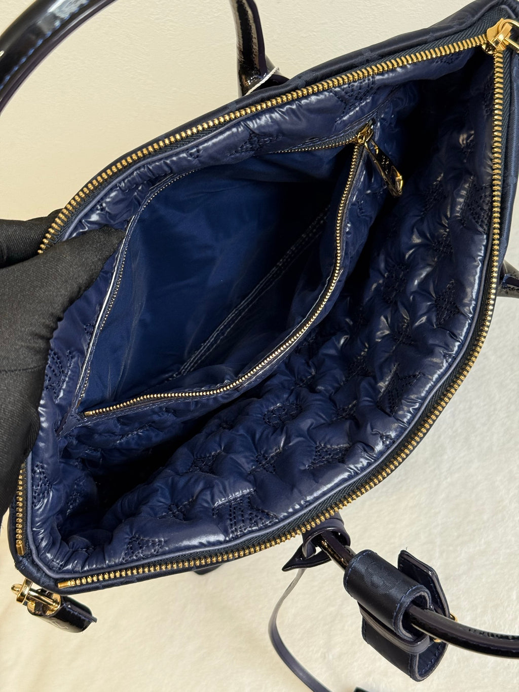 LOUIS VUITTON Blue Monogram Desire Vertical Lock it MM
