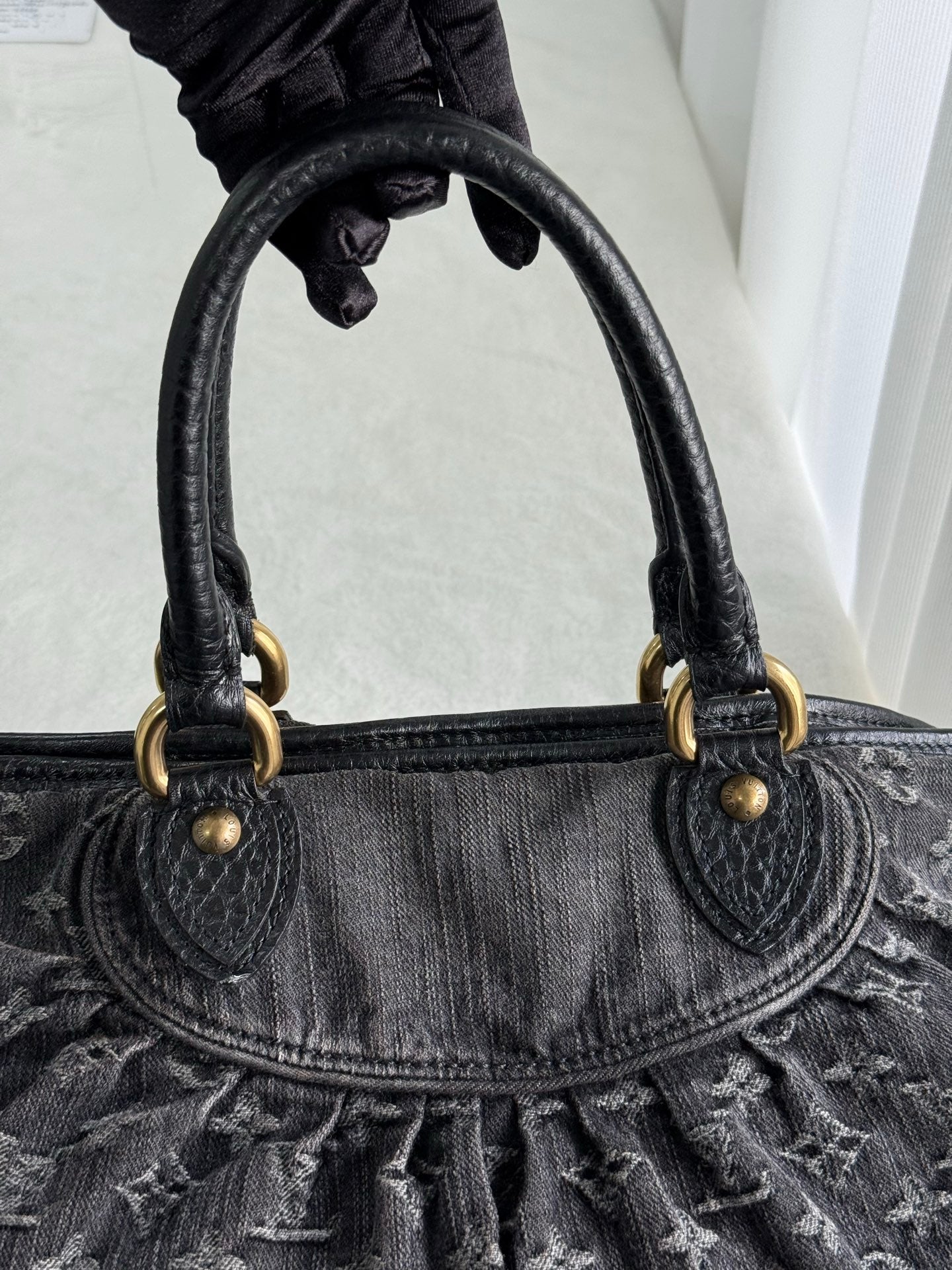LOUIS VUITTON Denim Neo Cabby MM Shoulder bag Pre-loved