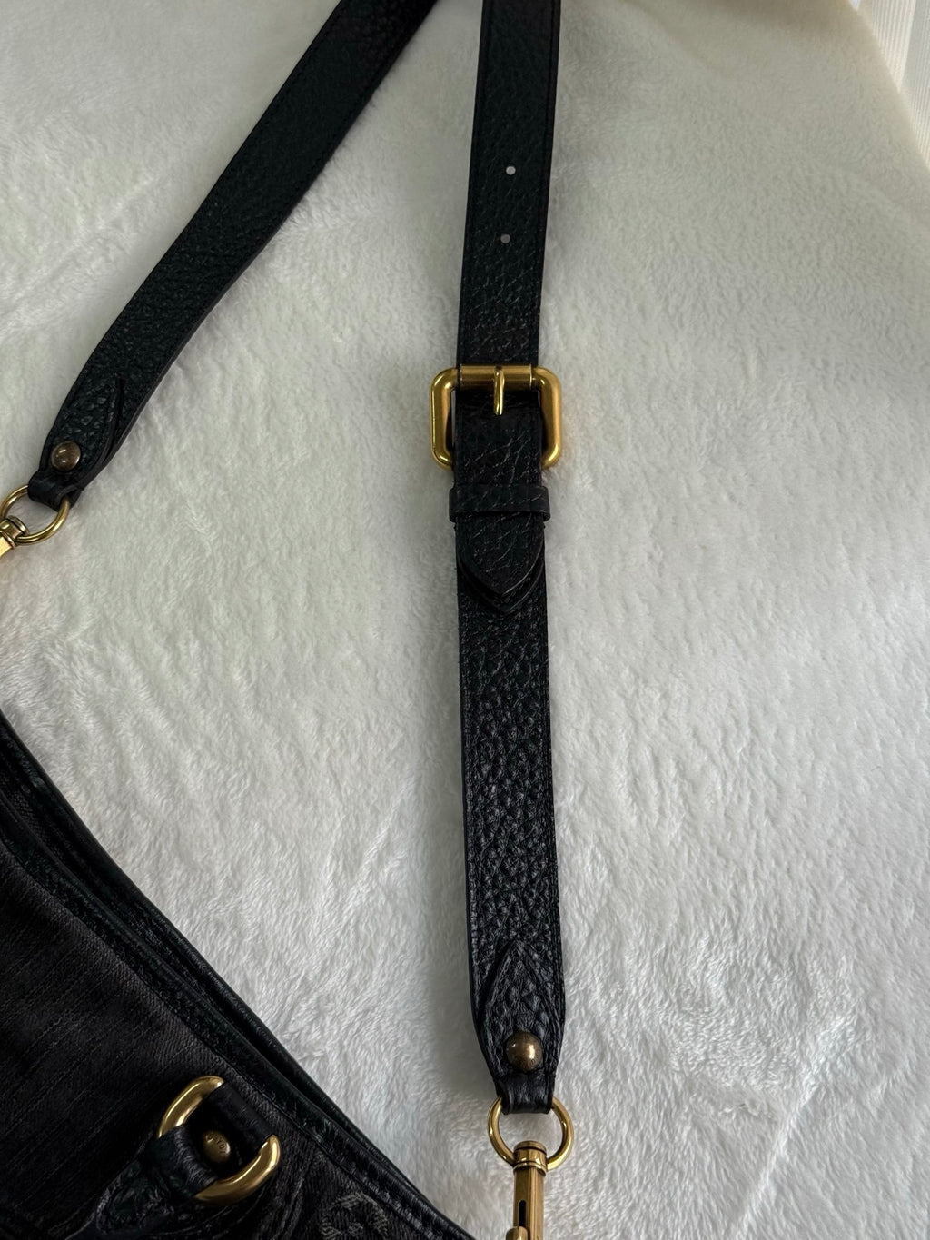 LOUIS VUITTON Denim Neo Cabby MM Shoulder bag Pre-loved