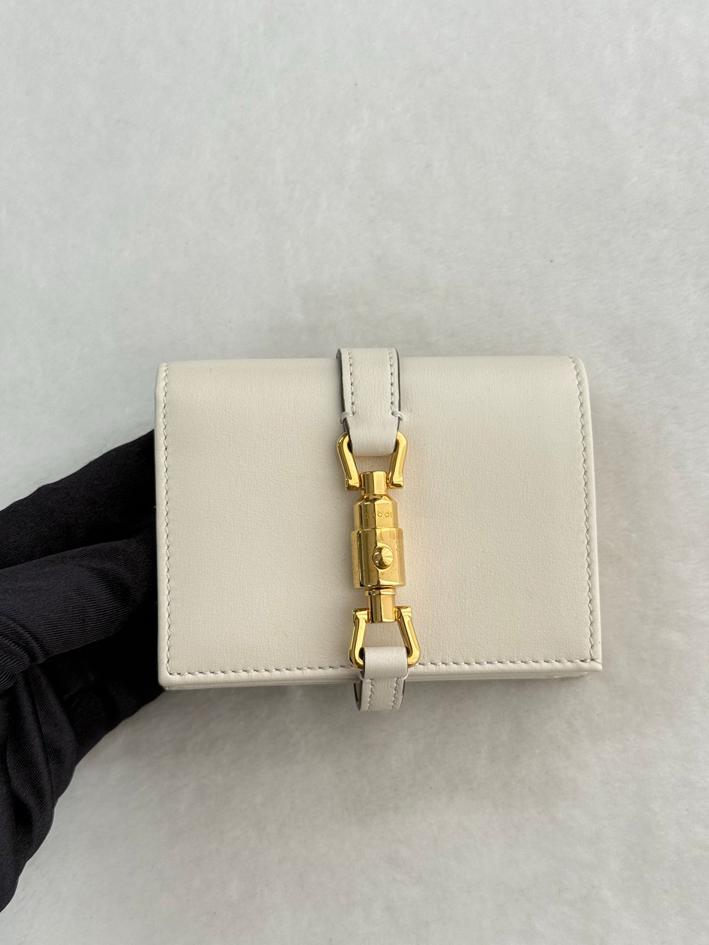 GUCCI Jackie 1961 Enamel Wallet