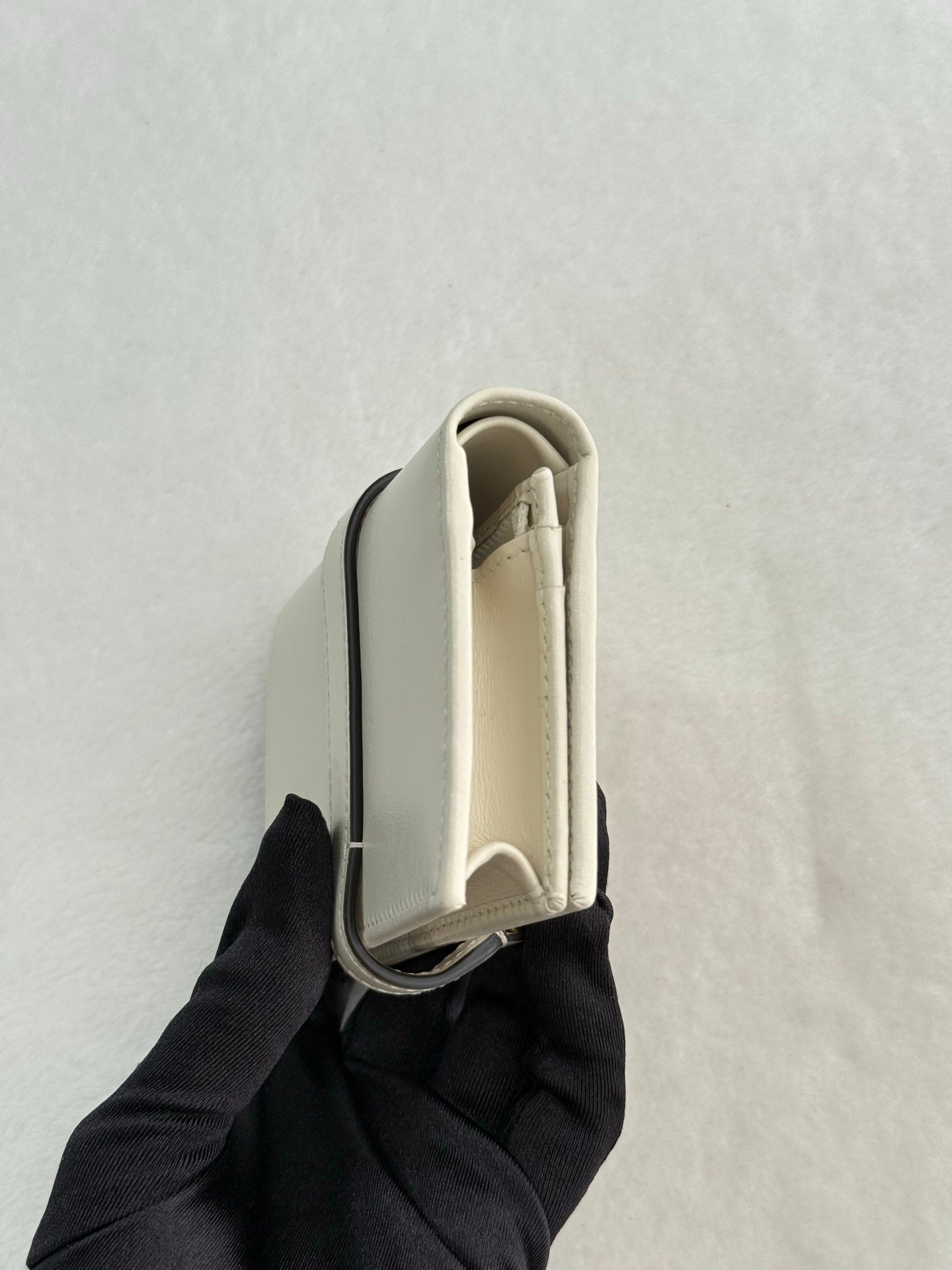 GUCCI Jackie 1961 Enamel Wallet