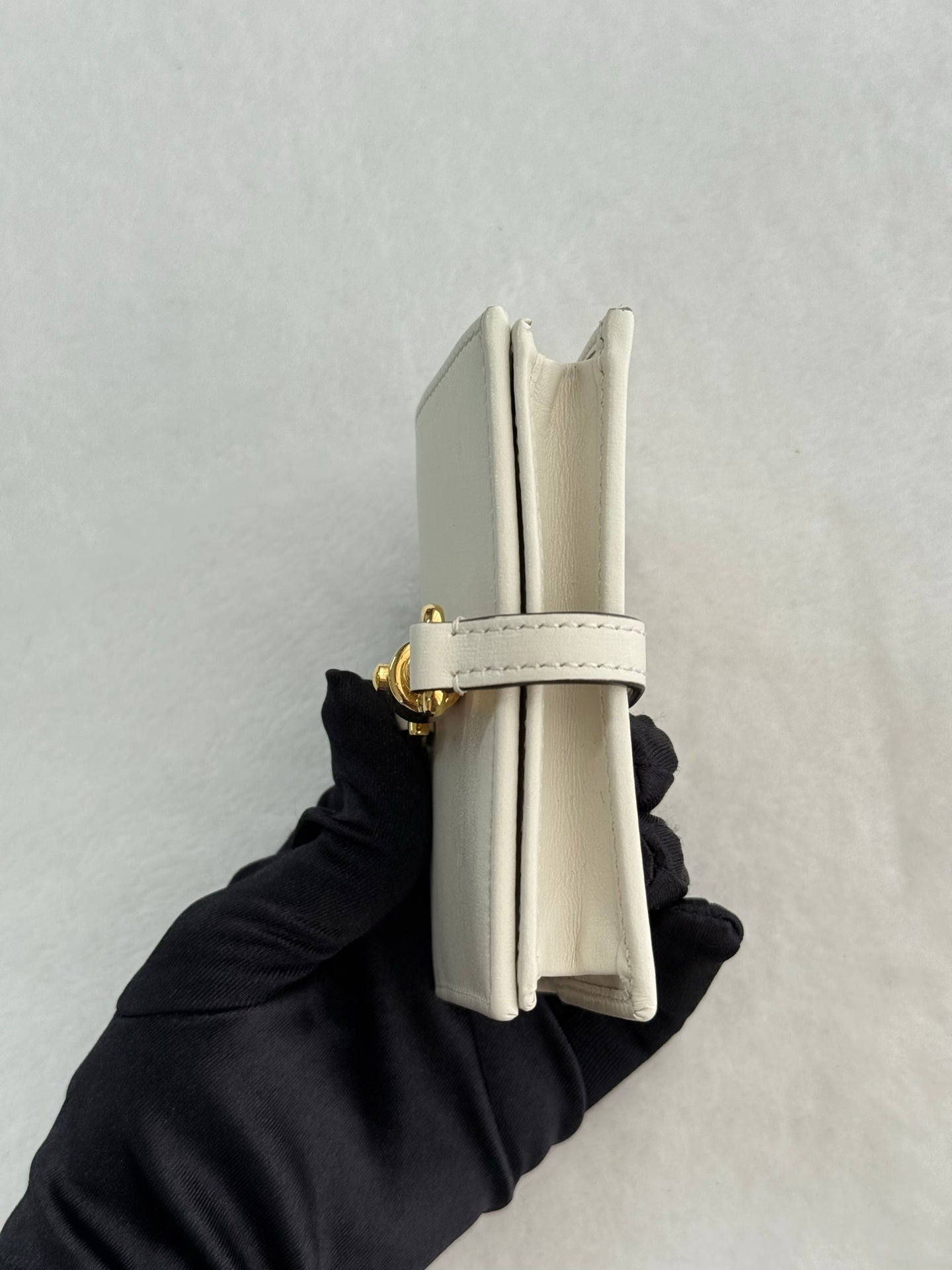 GUCCI Jackie 1961 Enamel Wallet