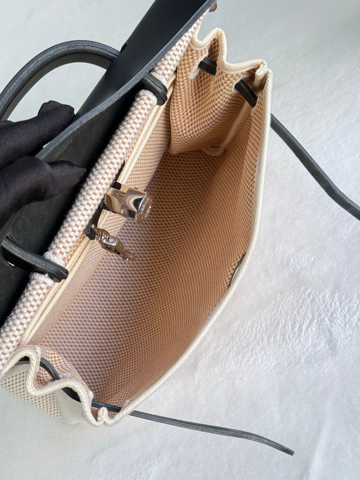 HERMES Herbag Zip 30 Black Toile Vache Palladium Hardware