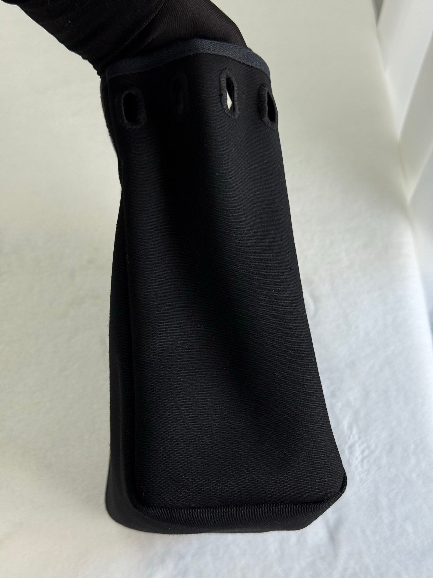 HERMES Herbag Zip 30 Black Toile Vache Palladium Hardware