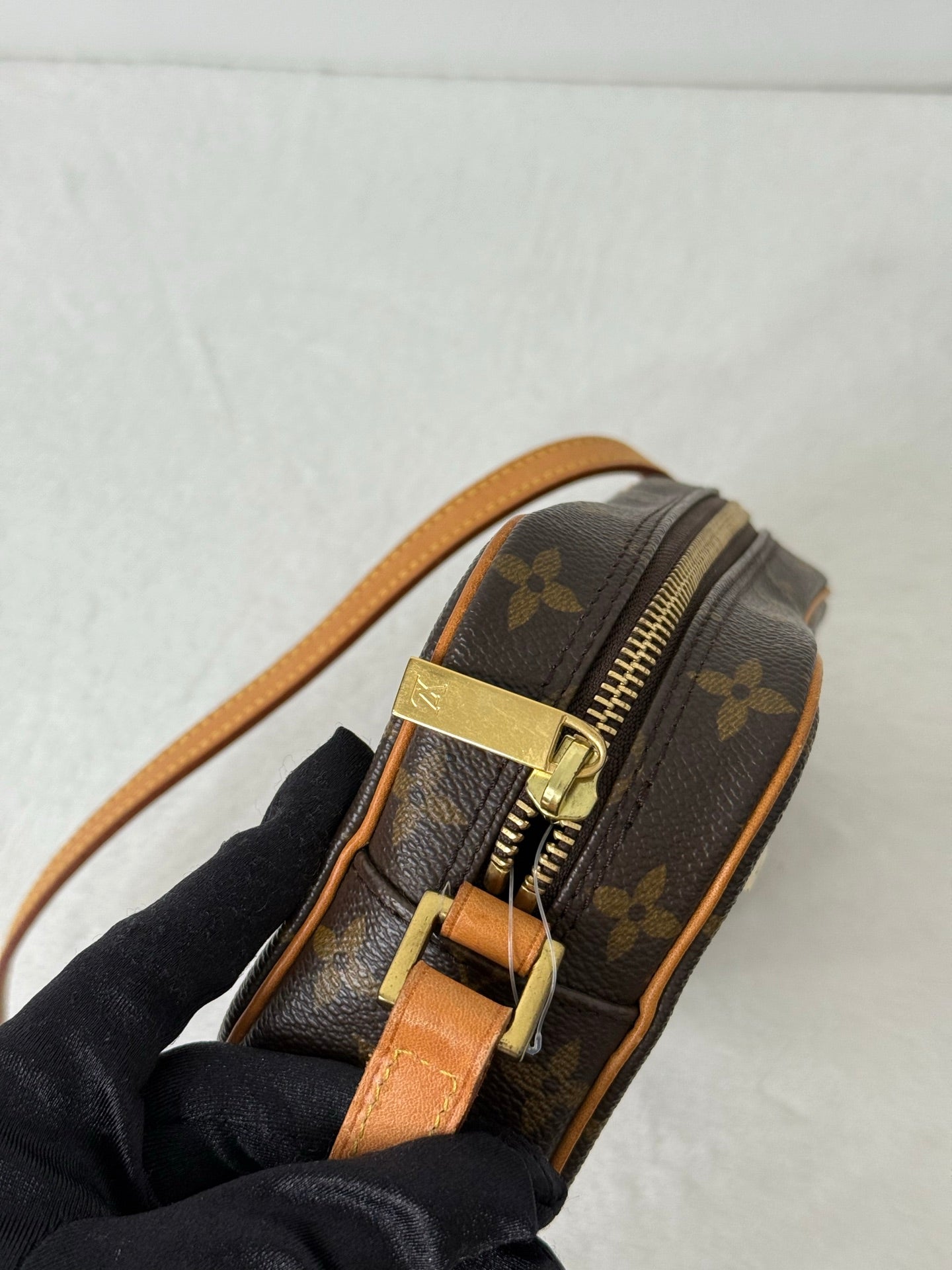 LOUIS VUITTON Monogram Cite PM Shoulder Bag