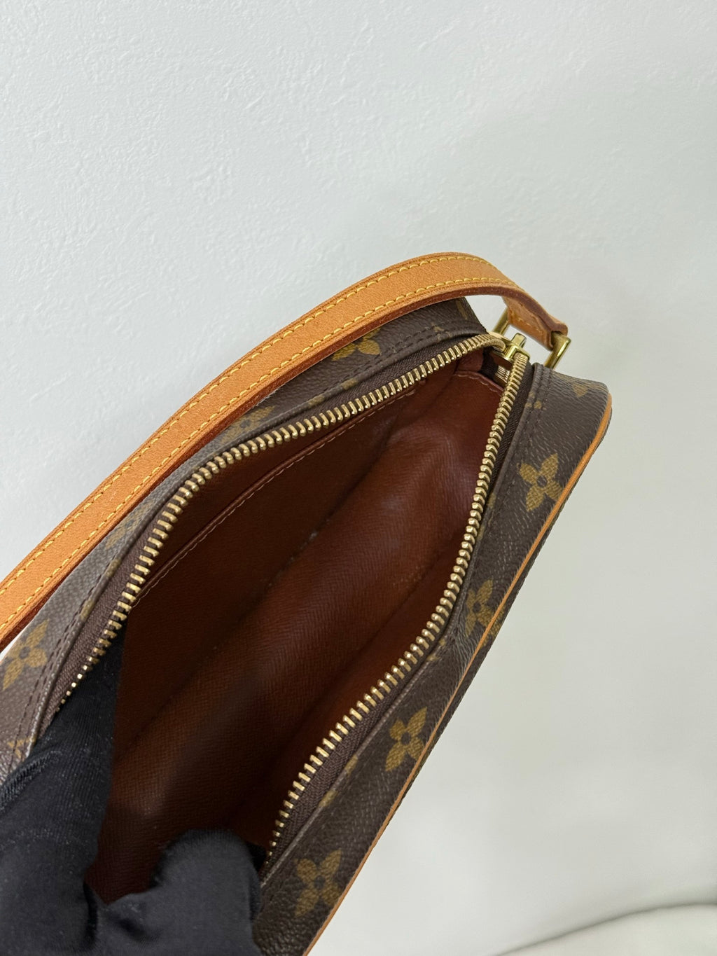 LOUIS VUITTON Monogram Cite PM Shoulder Bag