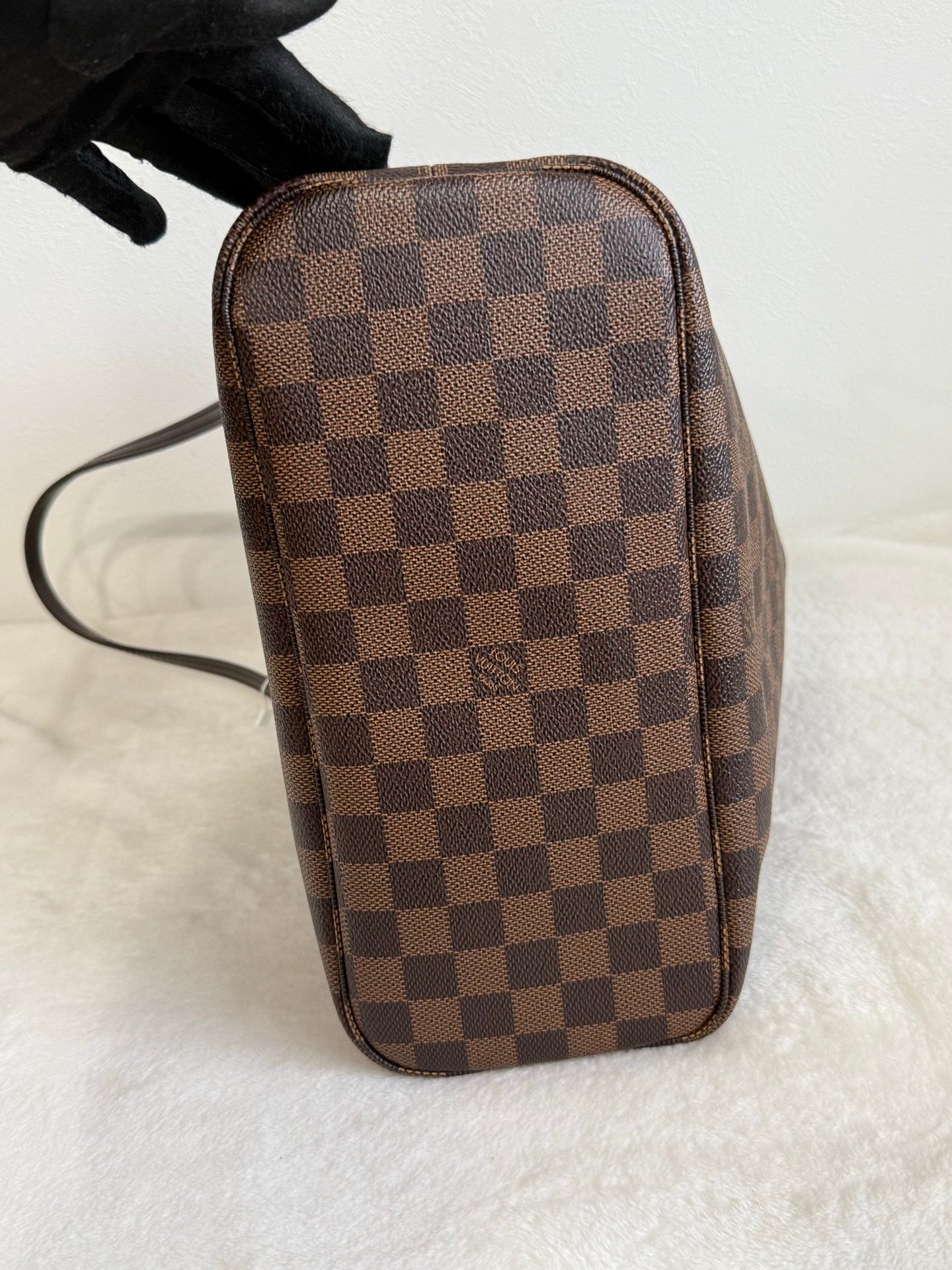 LOUIS VUITTON Damier Neverfull PM