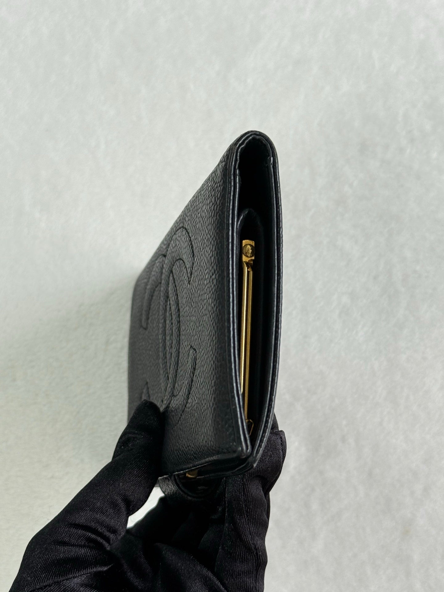 CHANEL Cavier Trifold Wallet