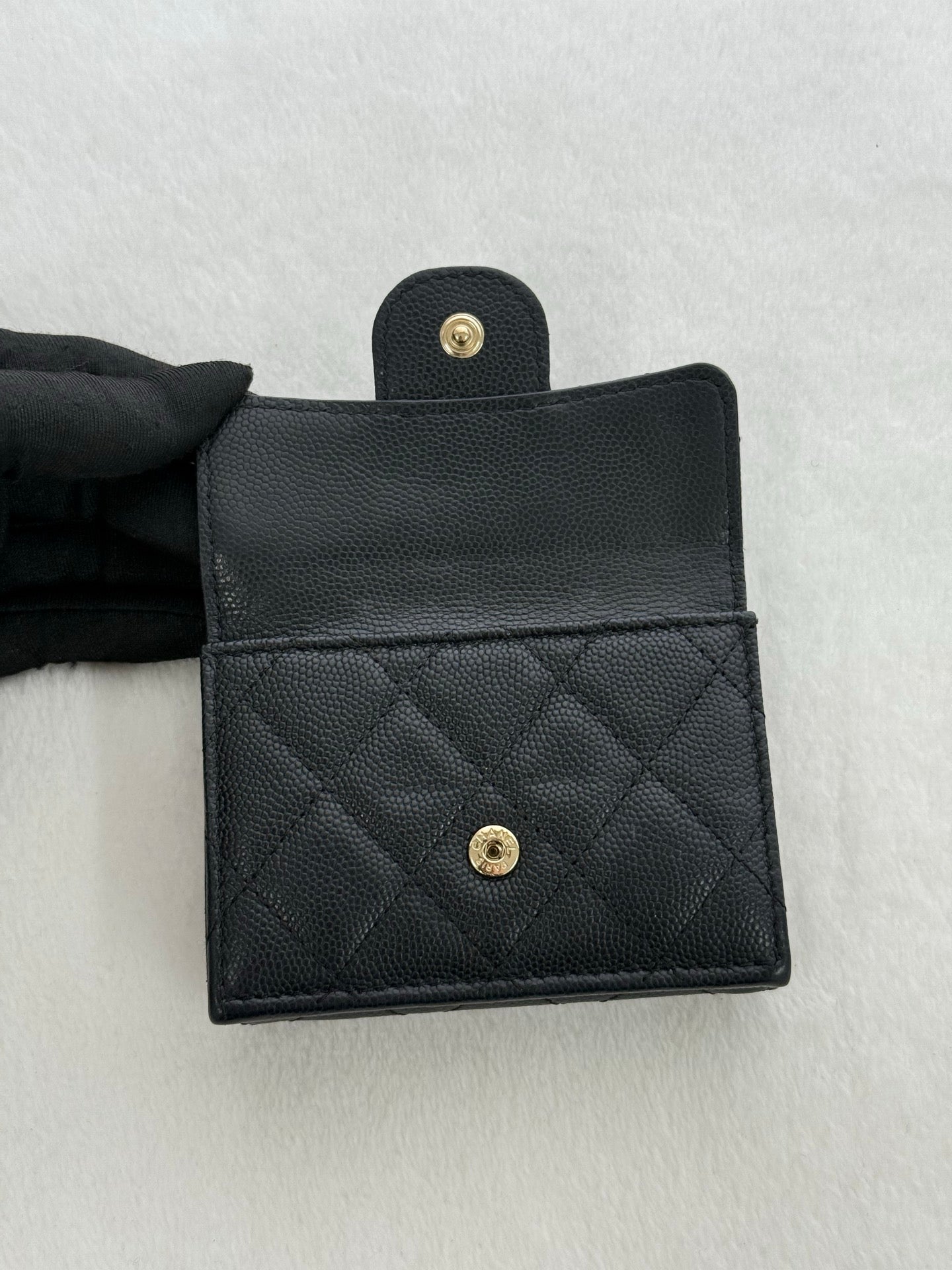 CHANEL Caviar Wallet