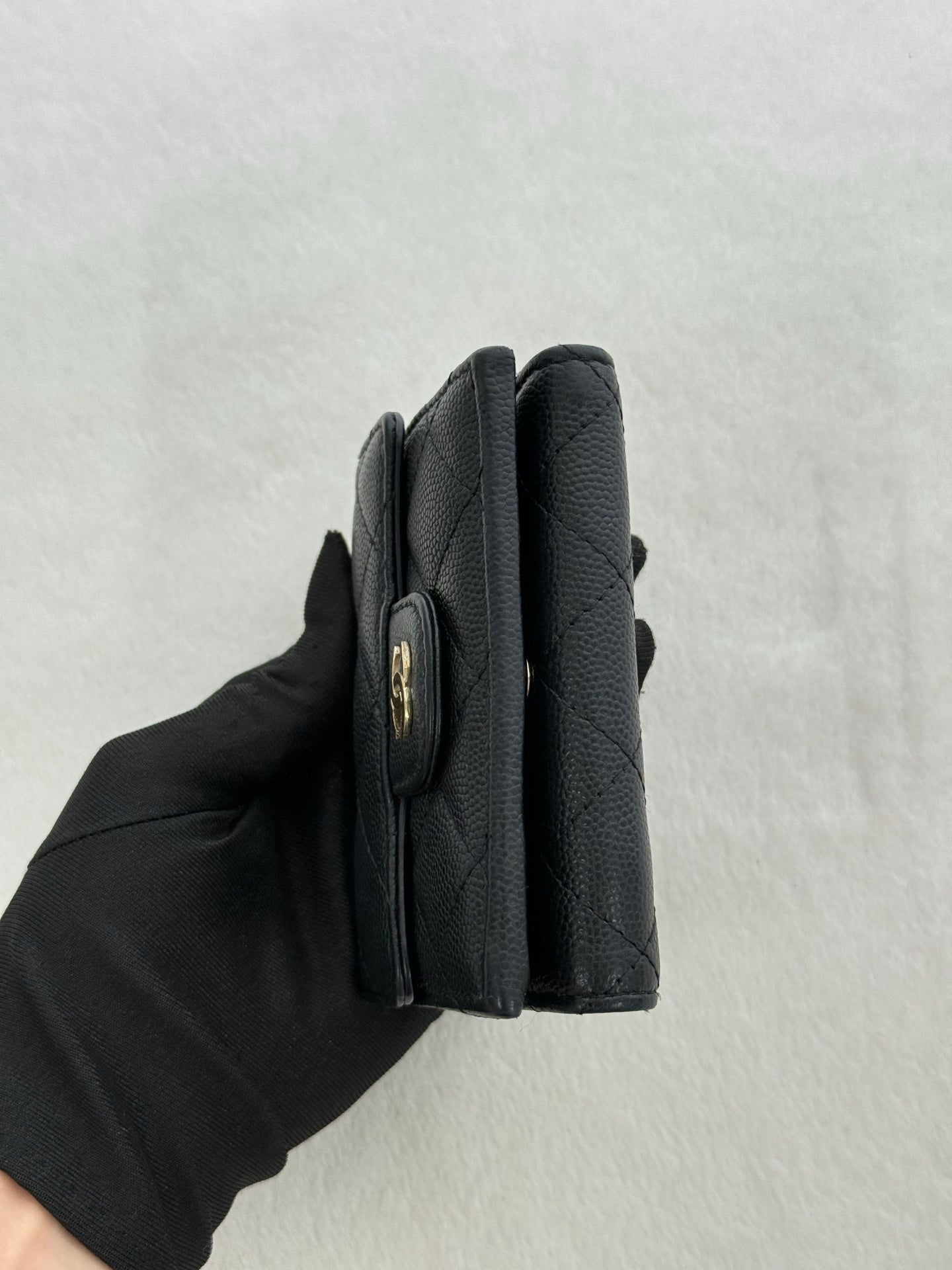 CHANEL Caviar Wallet