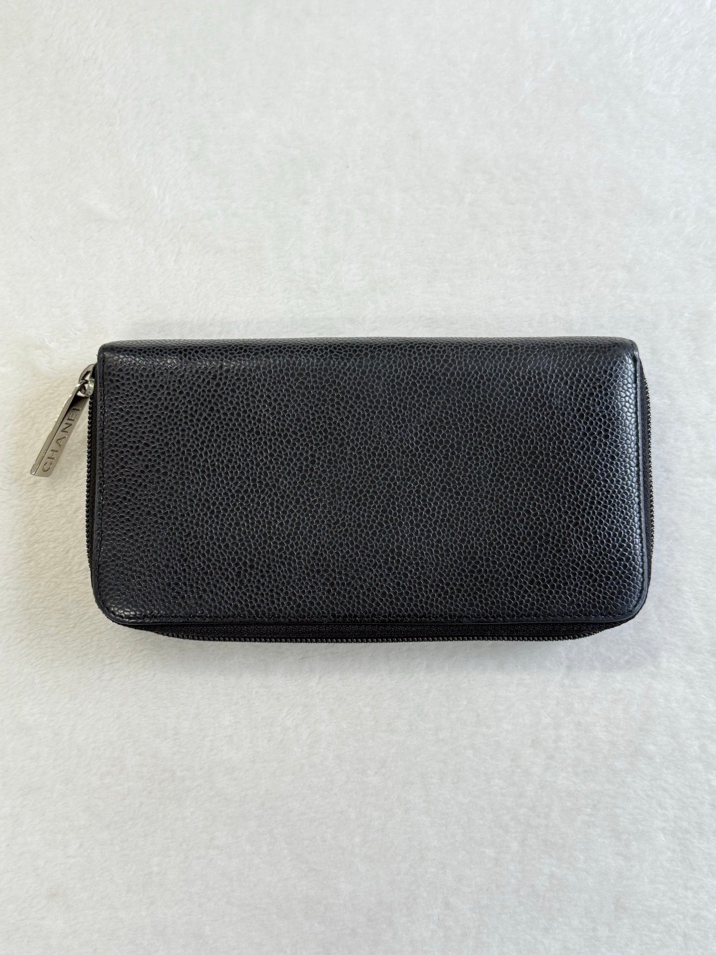 CHANEL Cavier Wallet