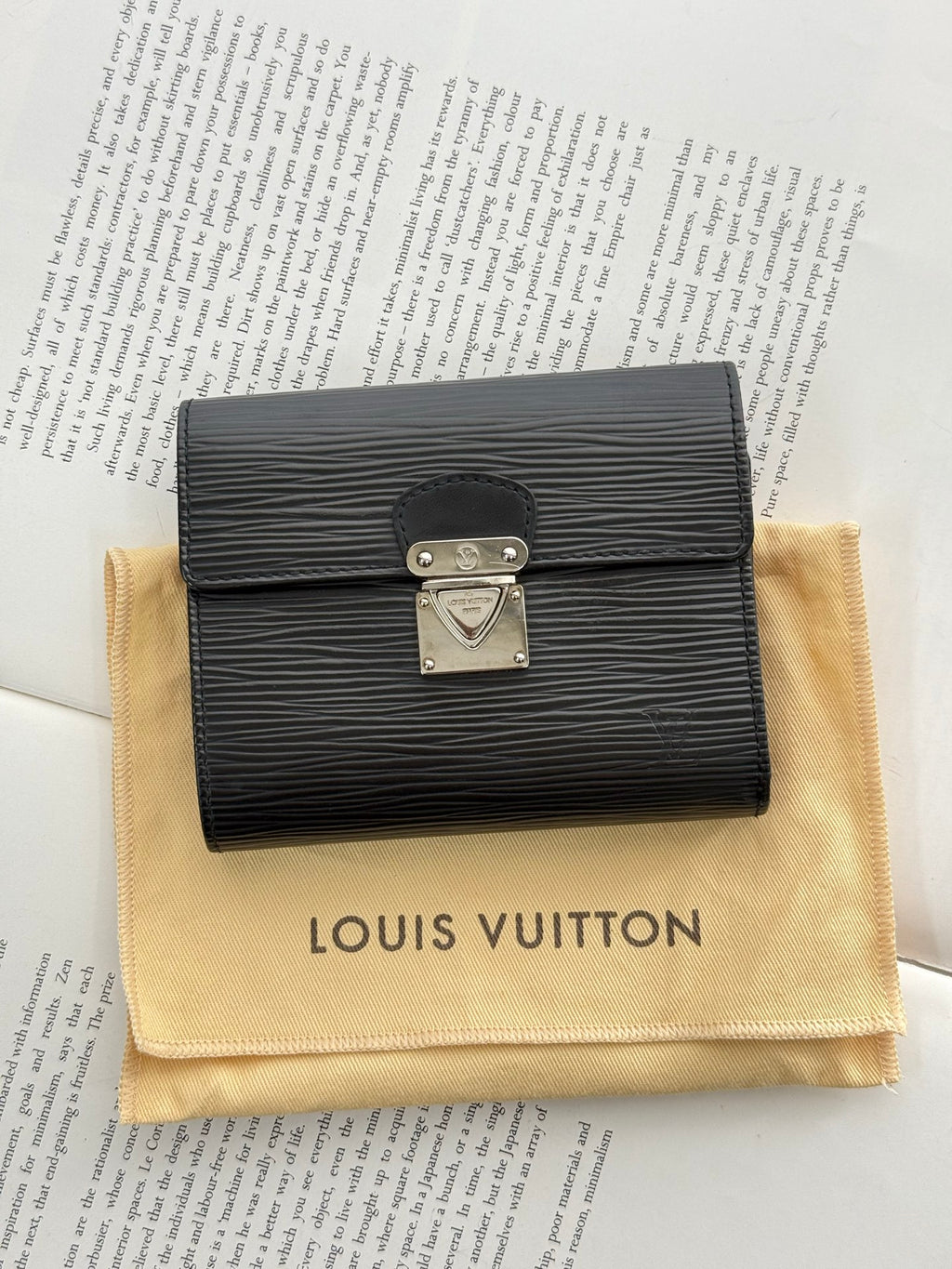 LOUIS VUITTON Epi Wallet