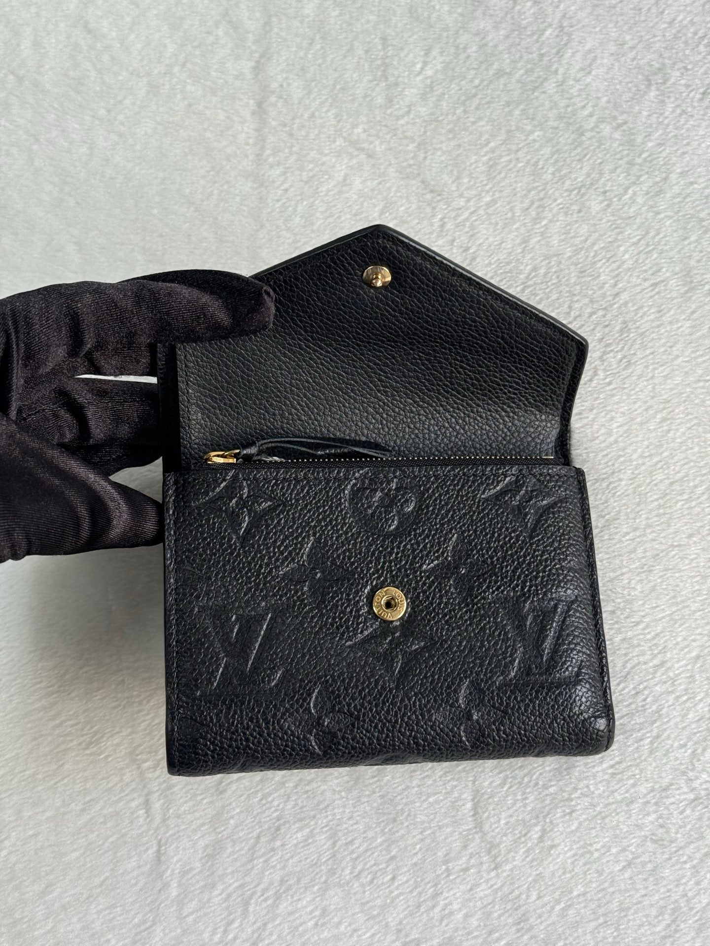 LOUIS VUITTON Zoe Wallet