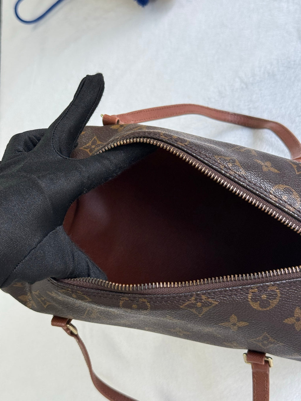 LOUIS VUITTON Monogram Papillion 26