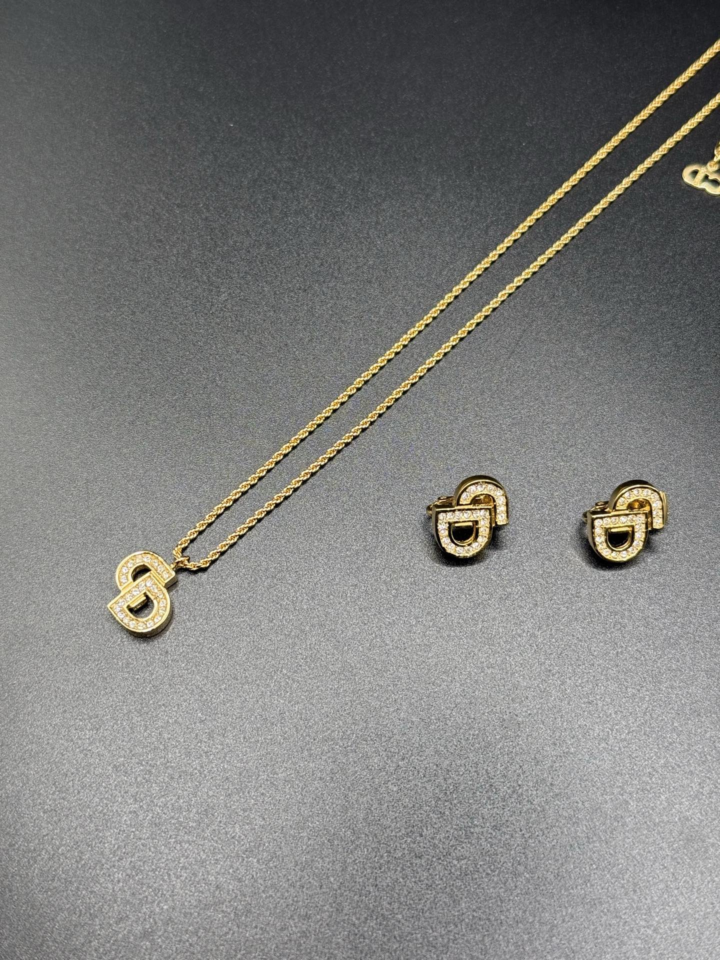 Dior Vintage Necklace & Clip on Earrings Set