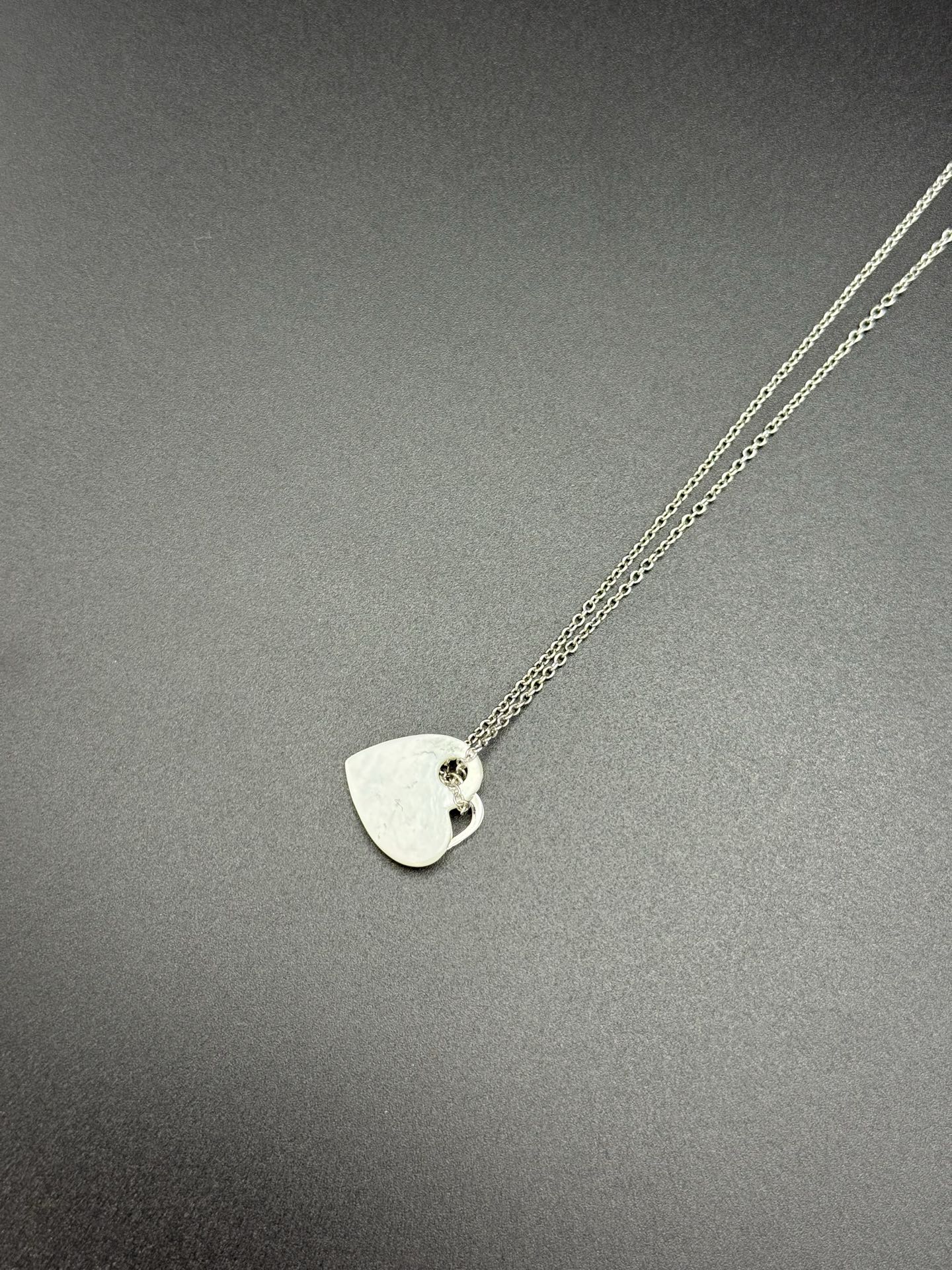 Dior Vintage Necklace Heart Shape