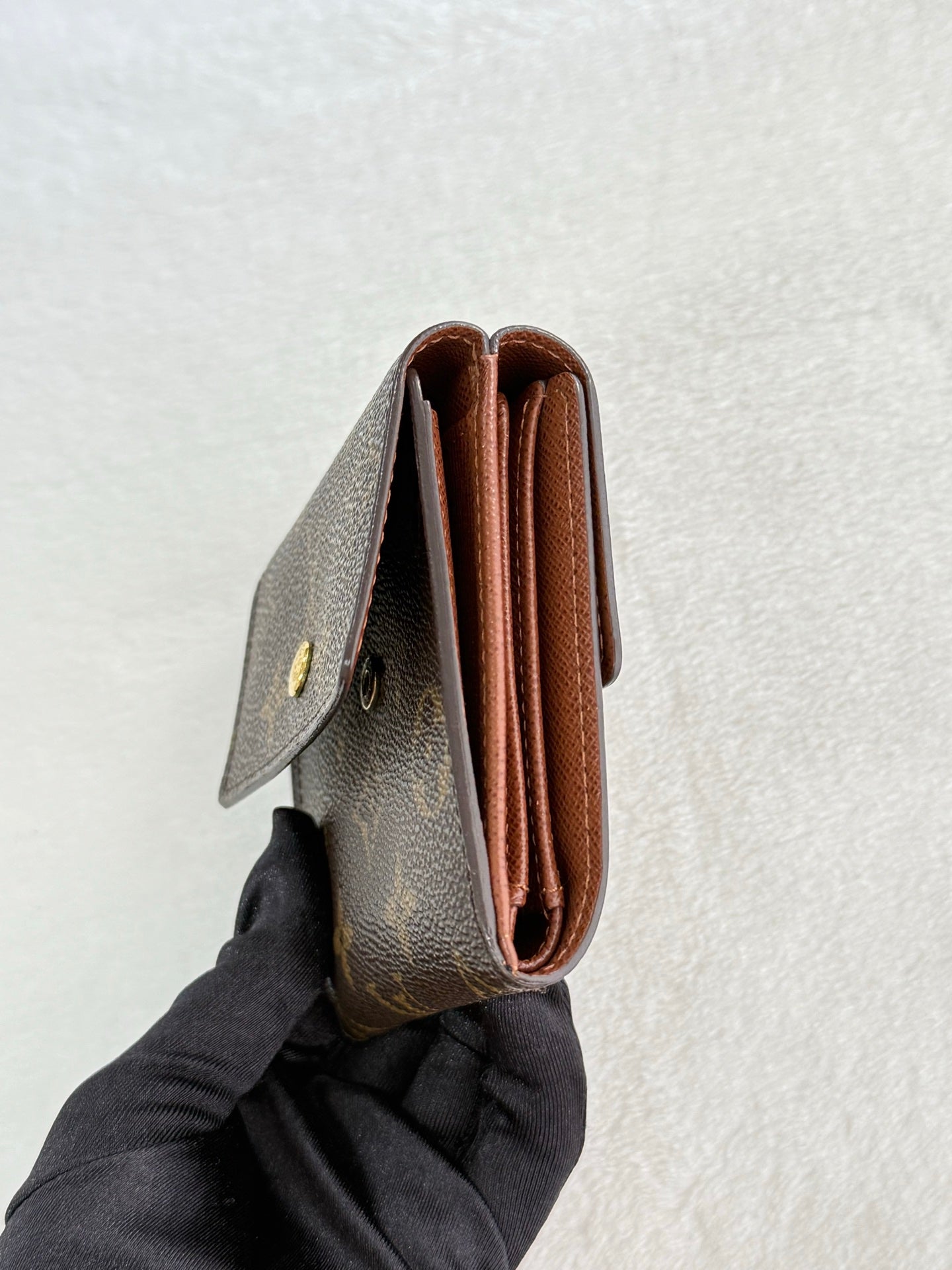 LOUIS VUITTON Monogram Compact Wallet