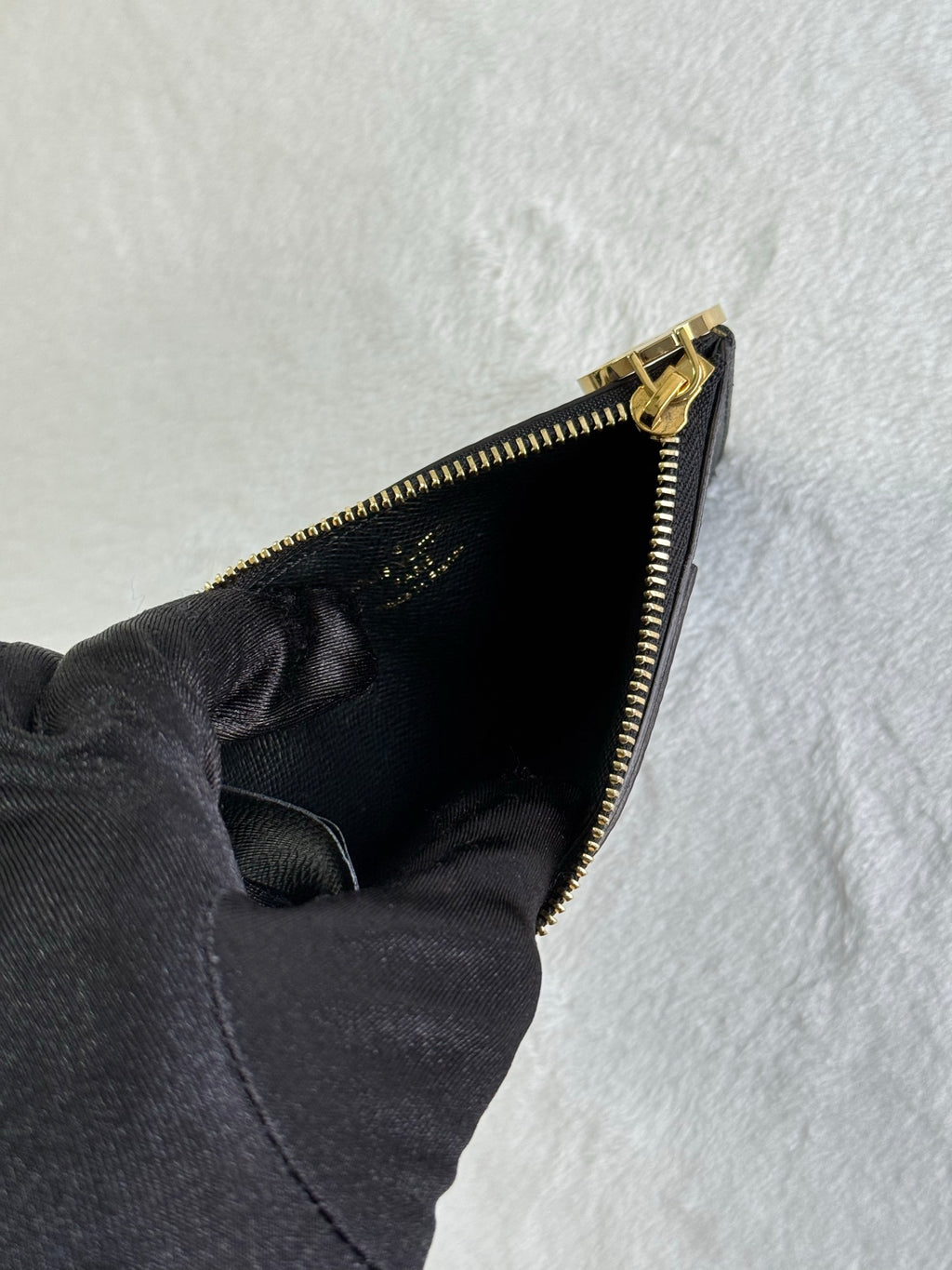 LOUIS VUITTON Monogram Coin Case